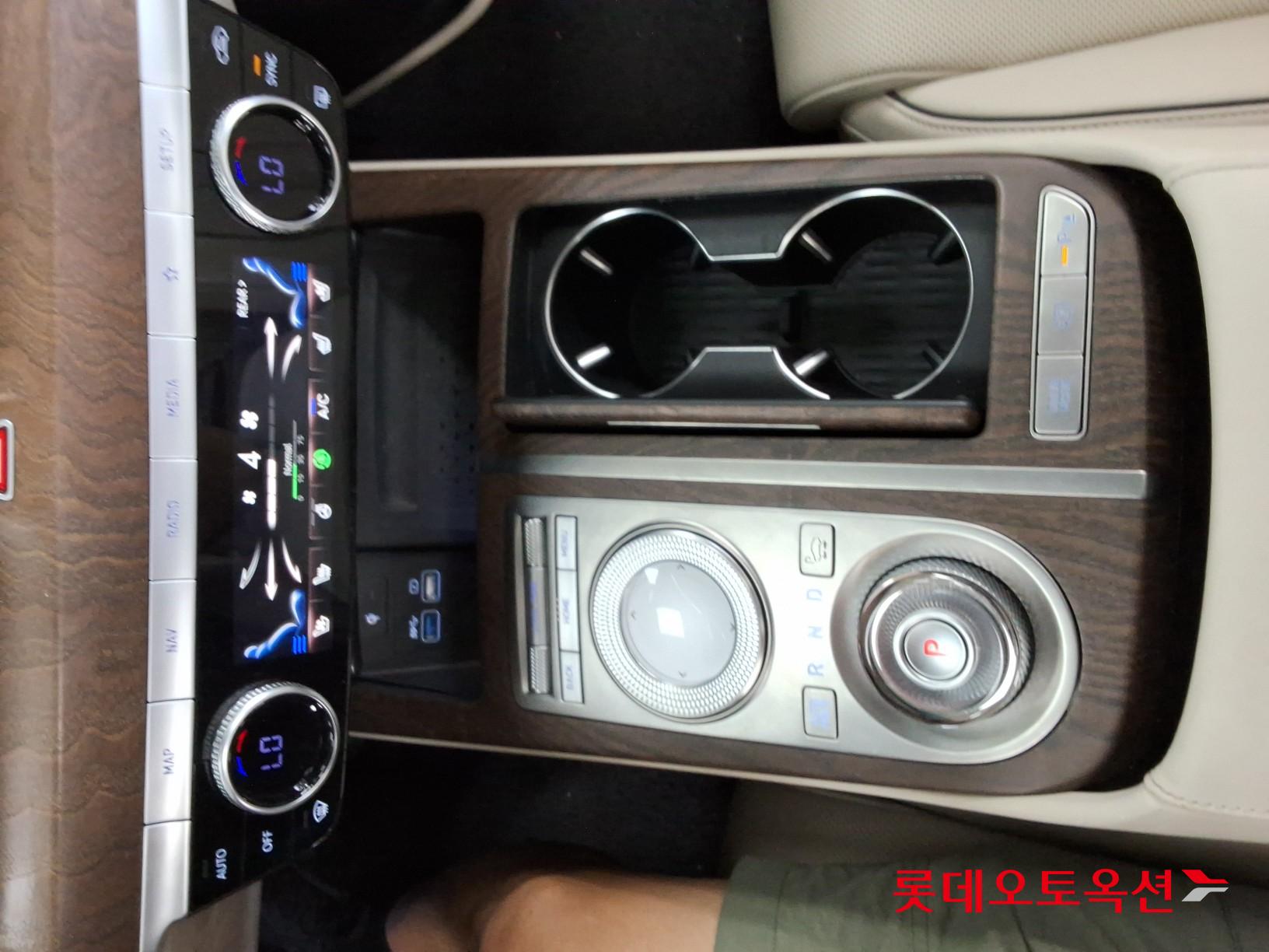2021 - genesis g80
