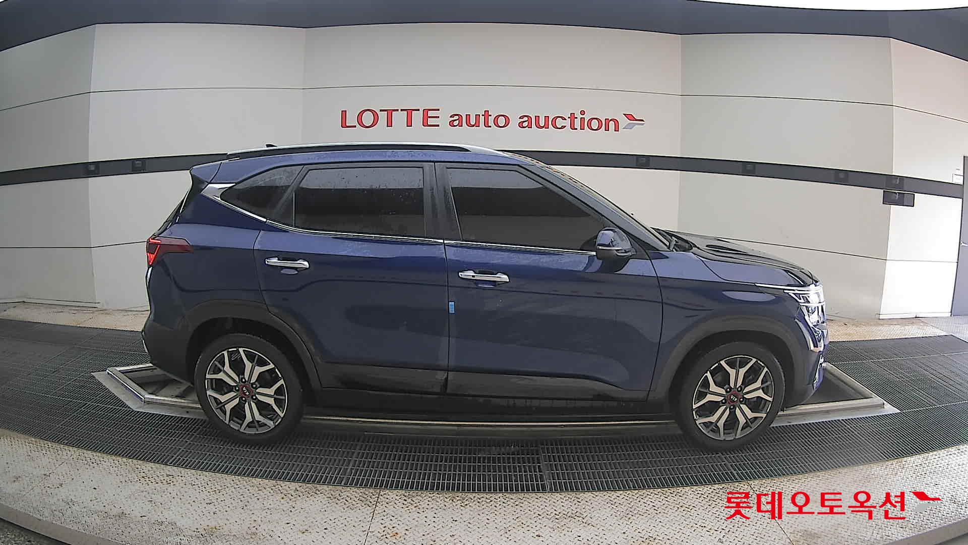 2021 - kia seltos