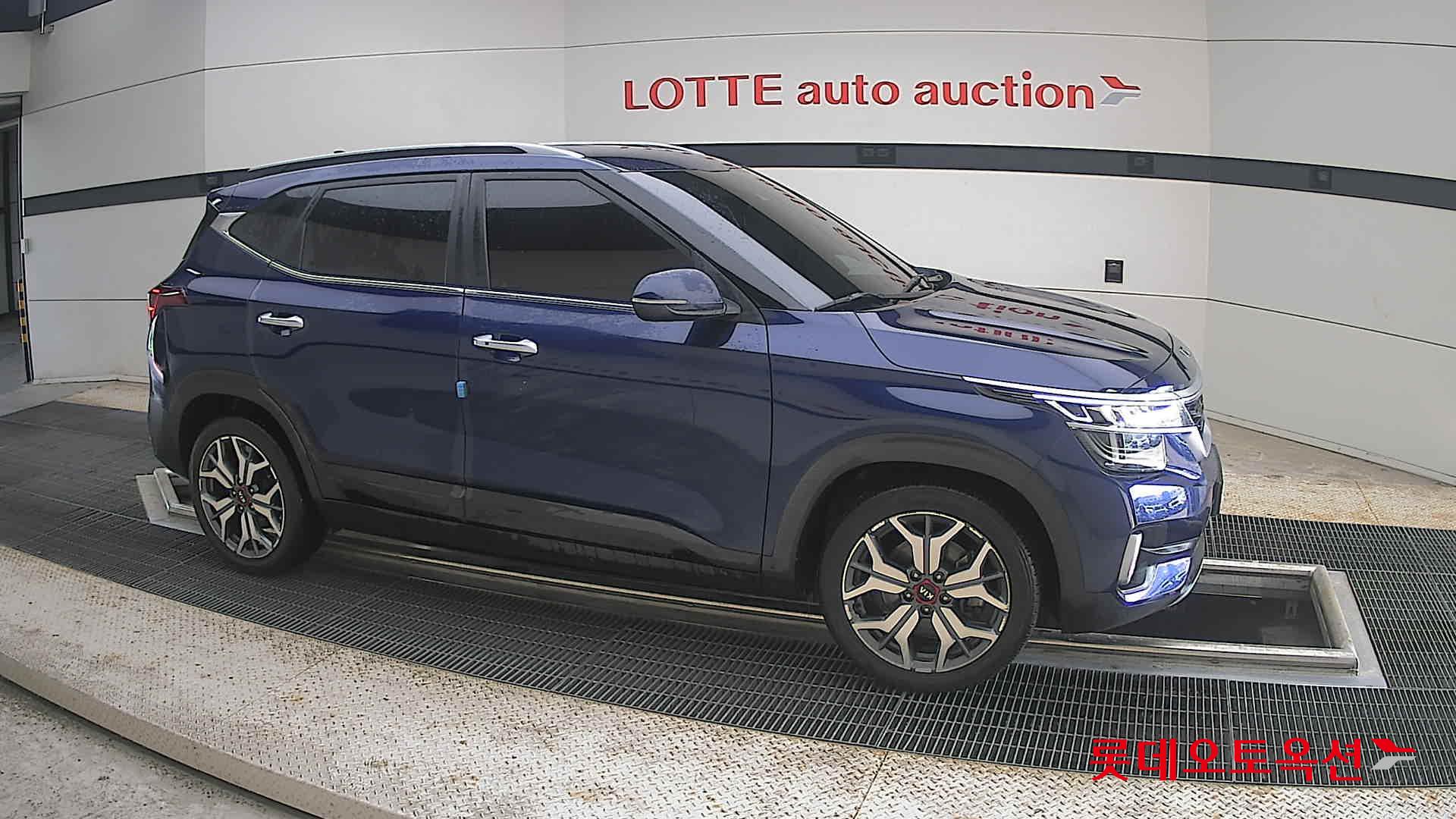 2021 - kia seltos