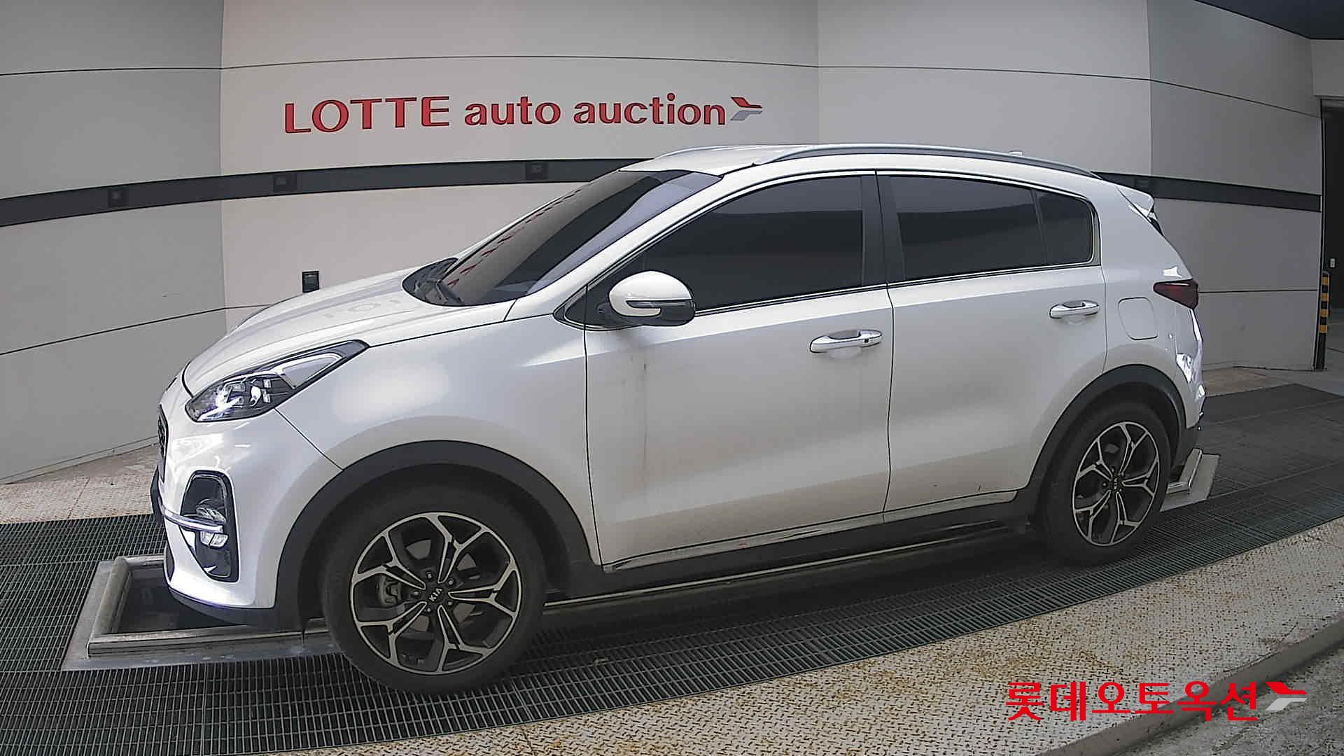 2020 - kia sportage