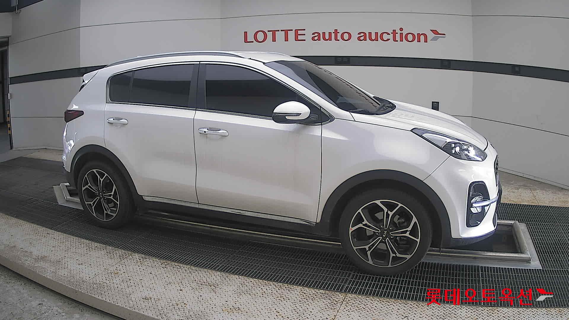 2020 - kia sportage