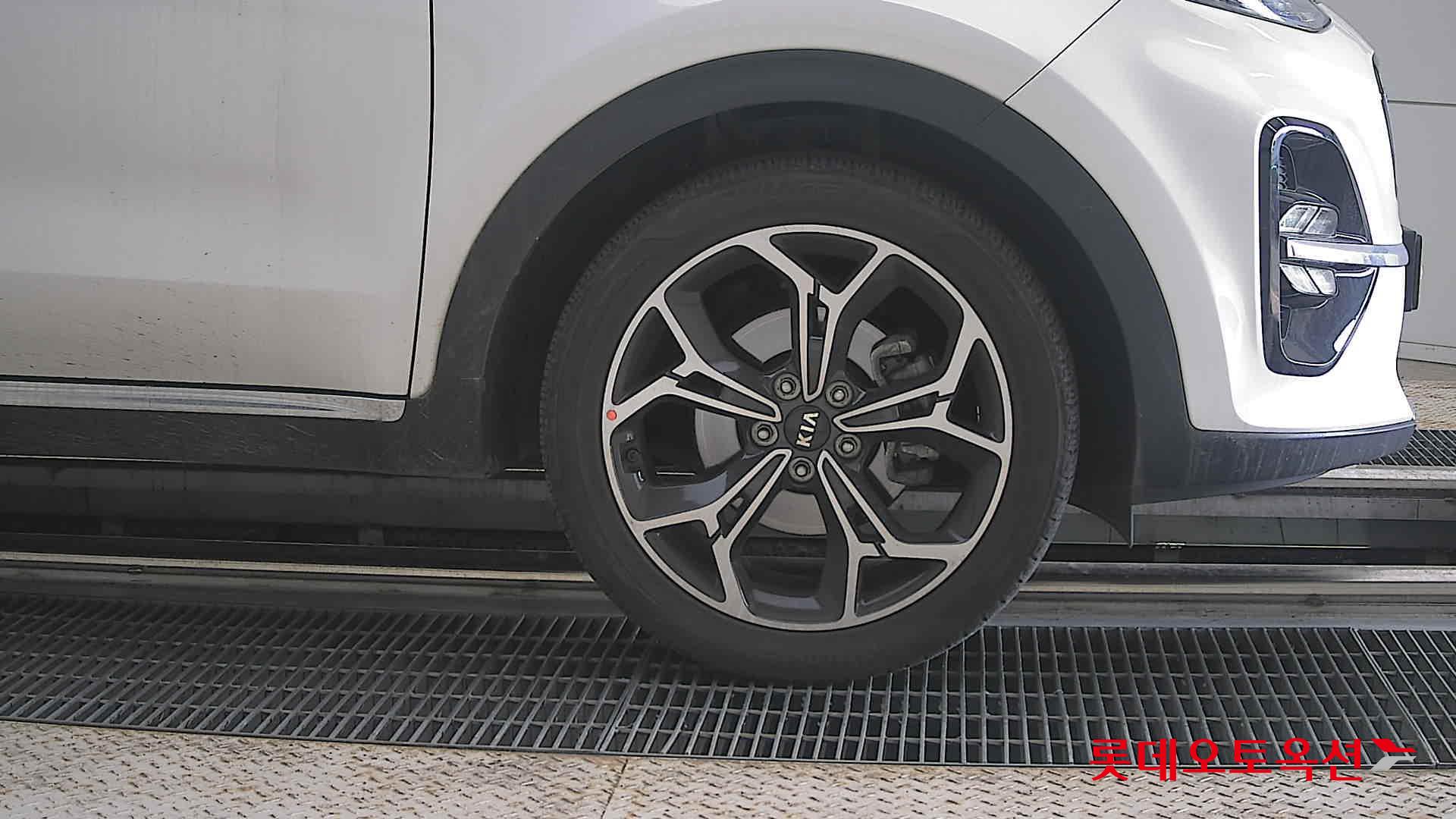 2020 - kia sportage