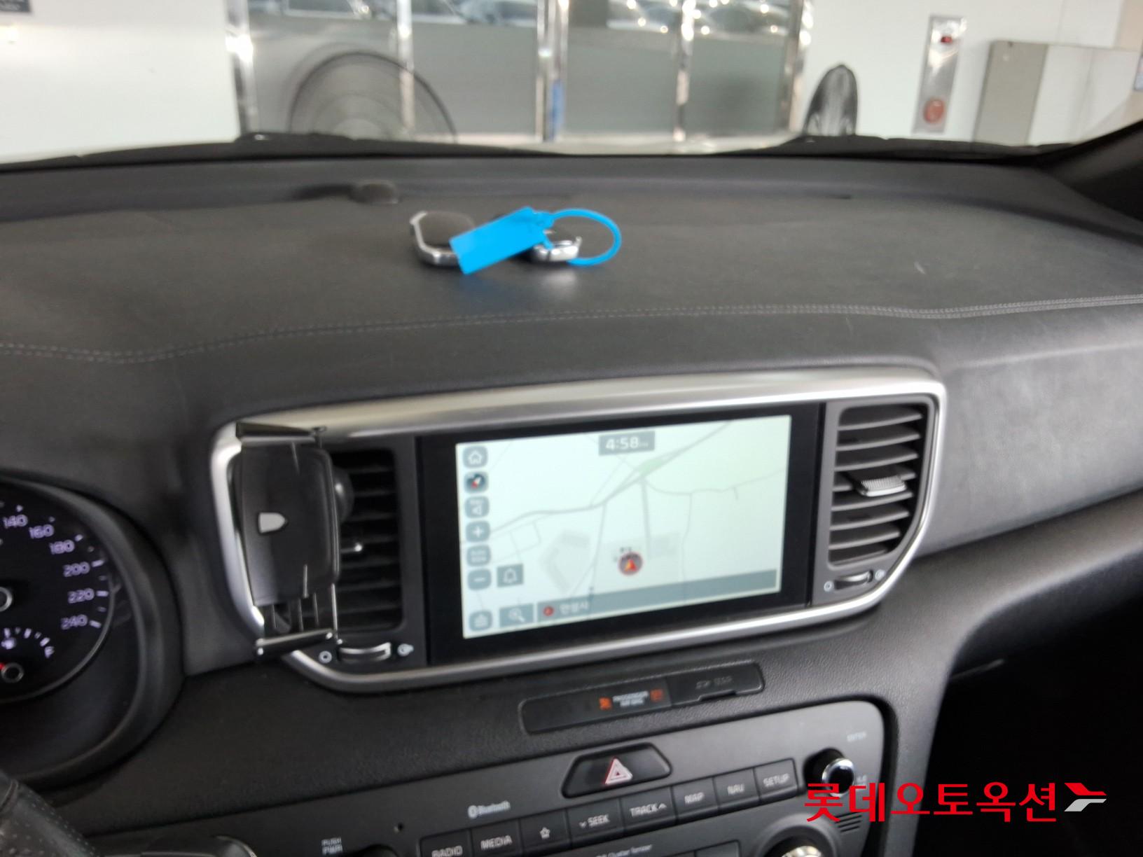 2020 - kia sportage