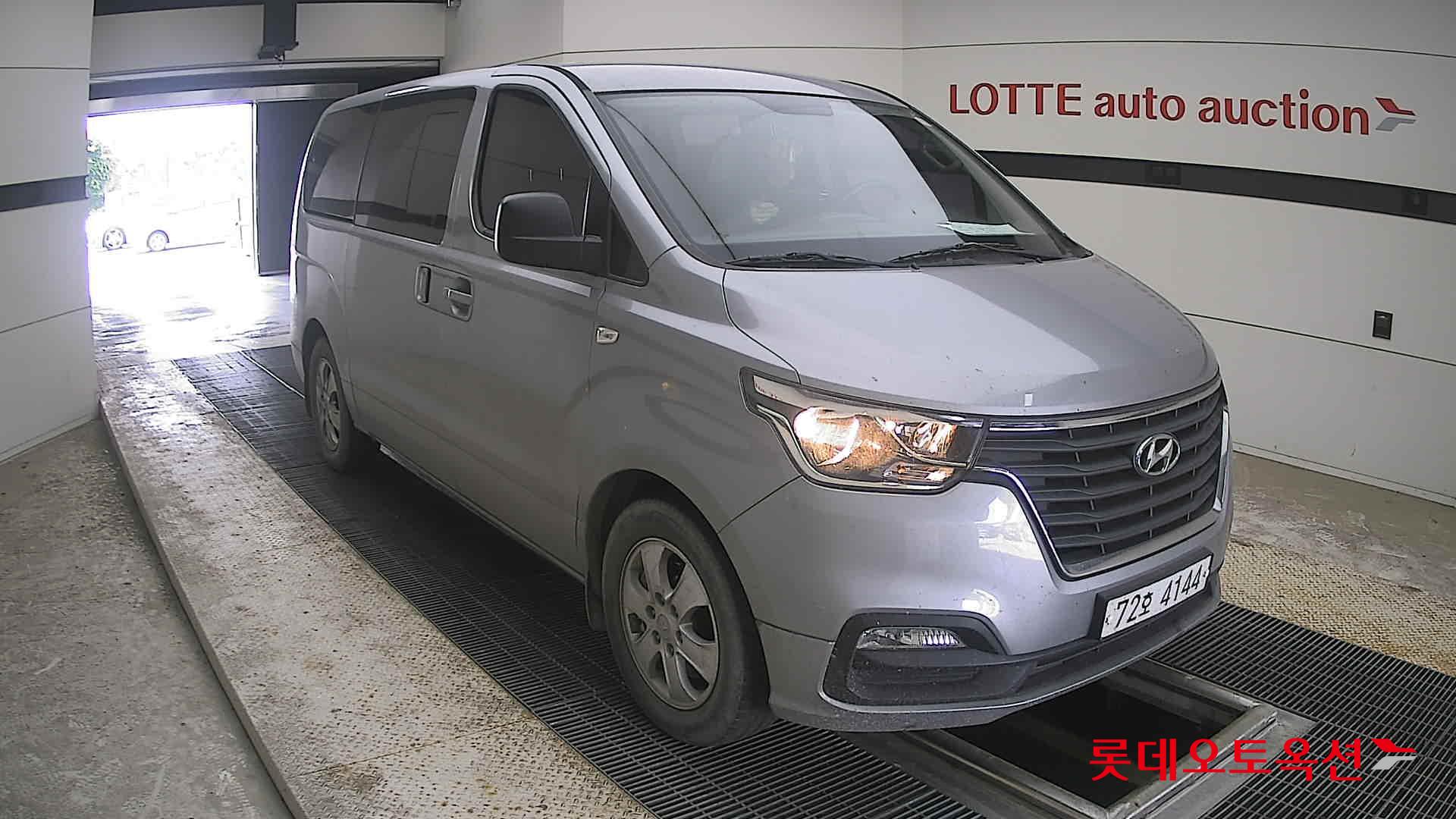 2020 - hyundai grand starex