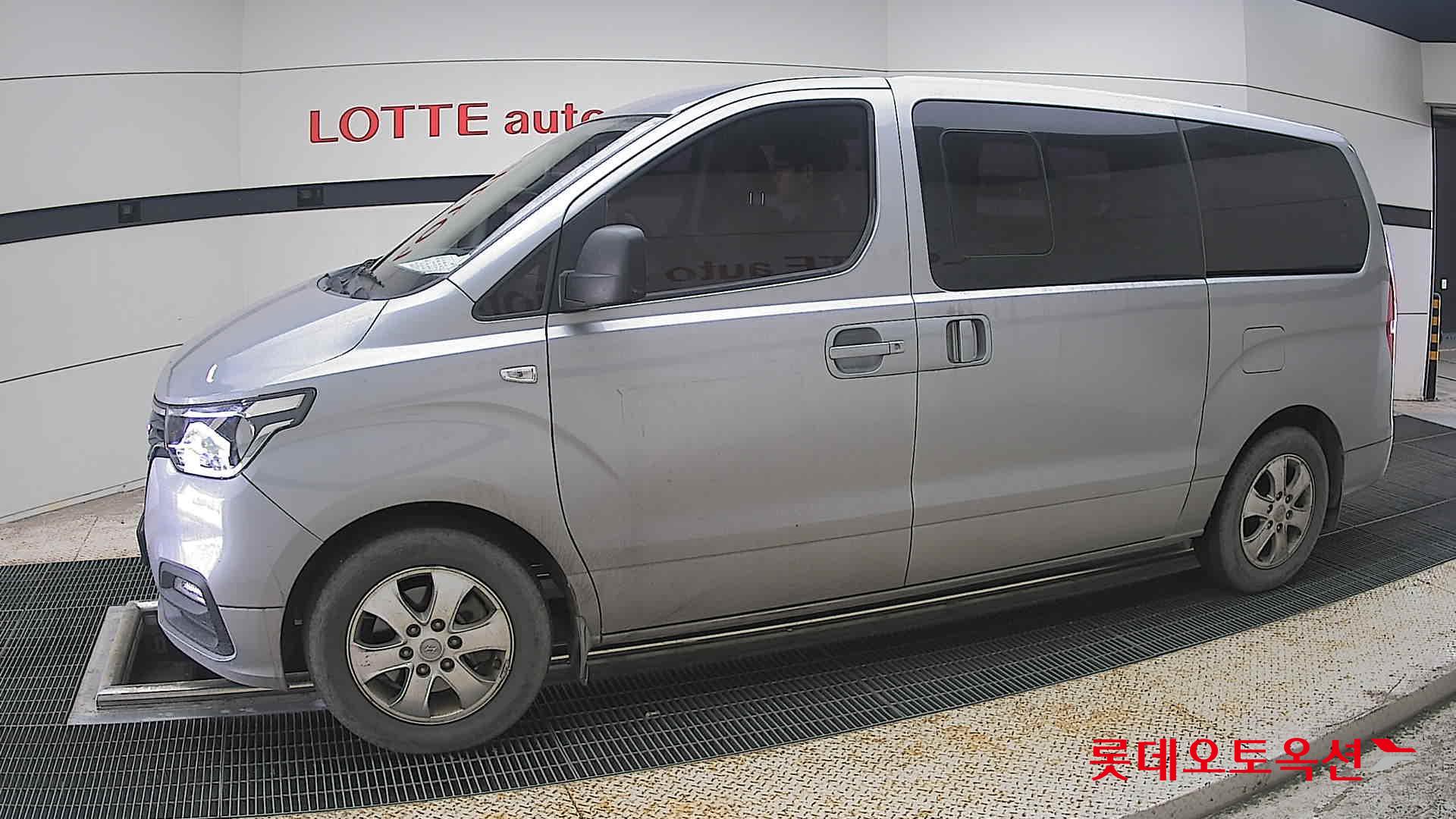 2020 - hyundai grand starex