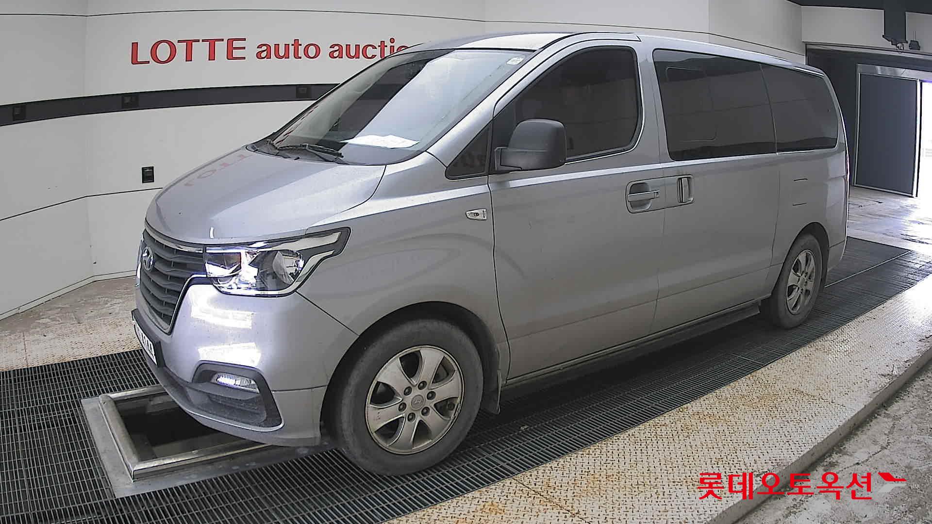 2020 - hyundai grand starex