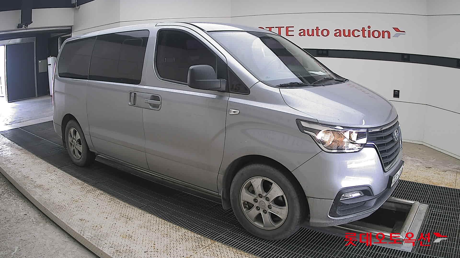 2020 - hyundai grand starex