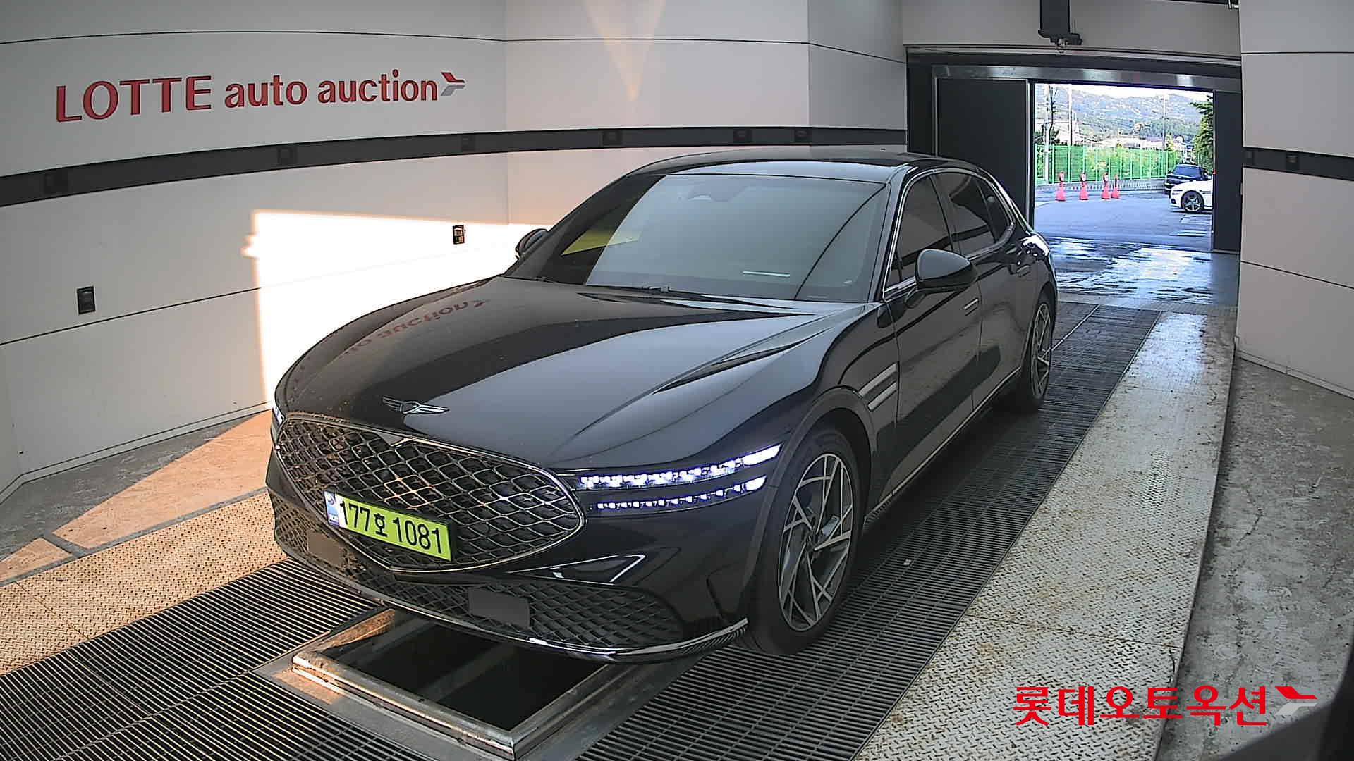 2024 - genesis g90