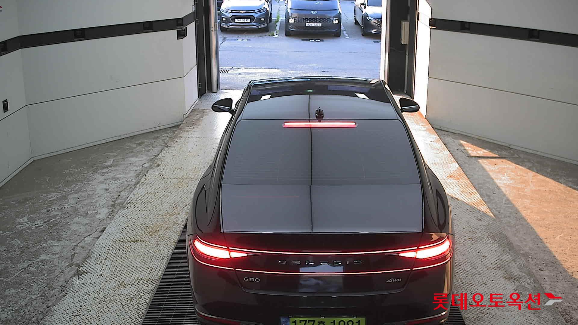 2024 - genesis g90