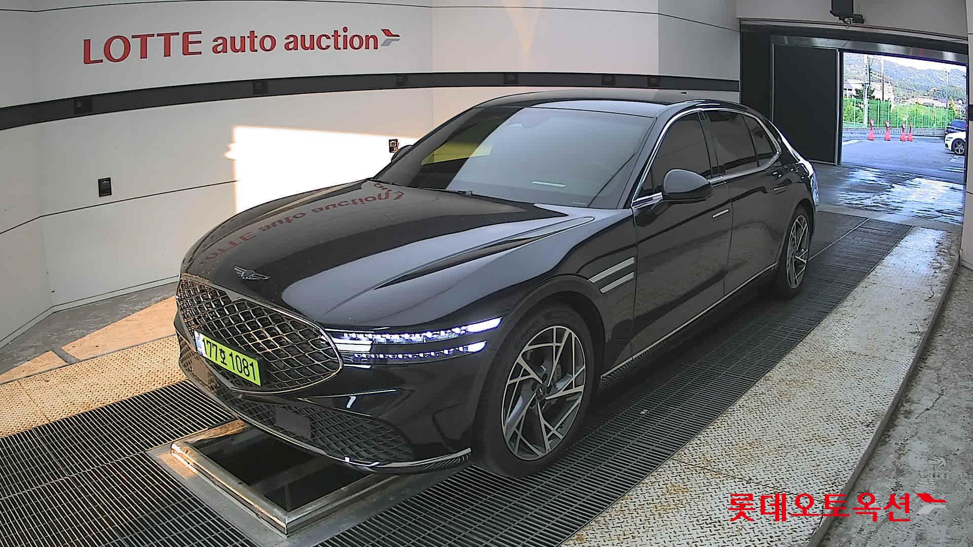 2024 - genesis g90