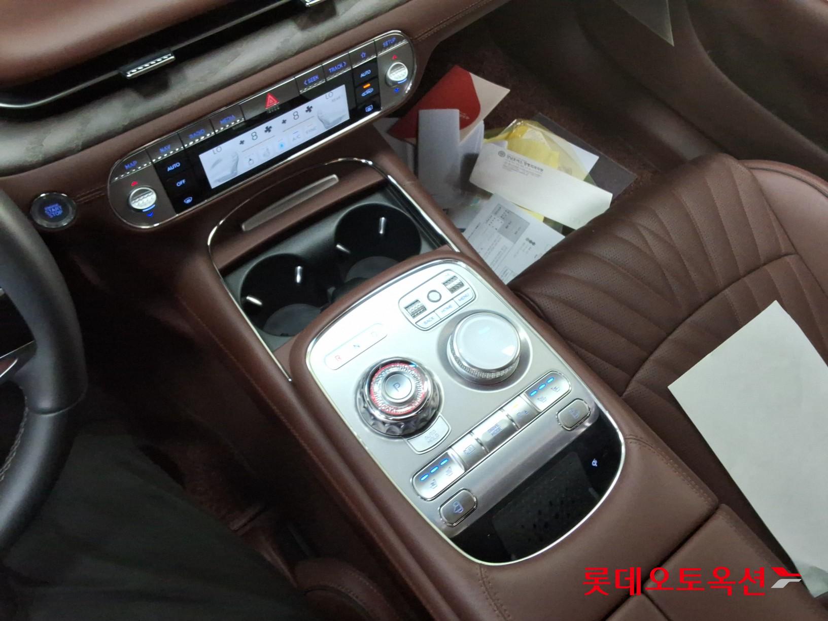 2024 - genesis g90