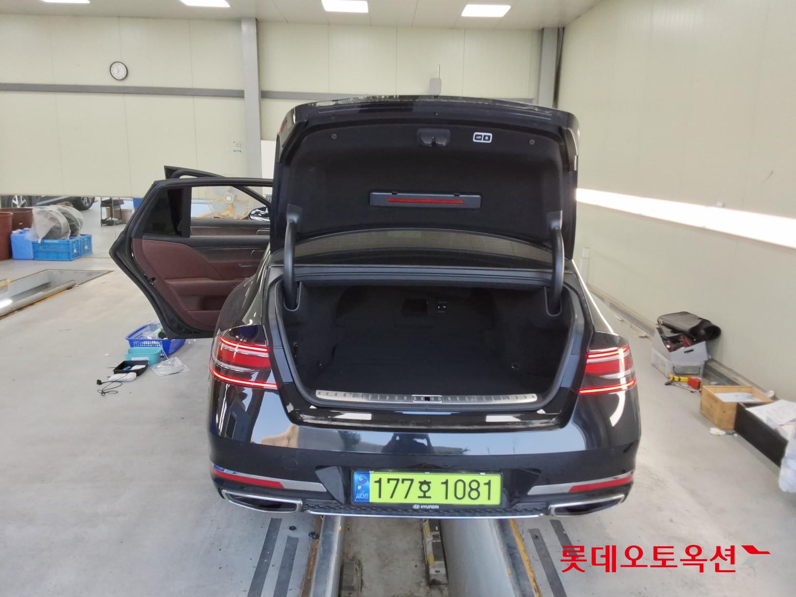 2024 - genesis g90