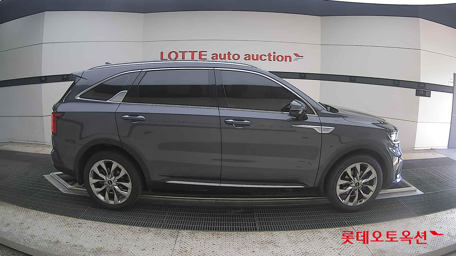 2023 - kia sorento