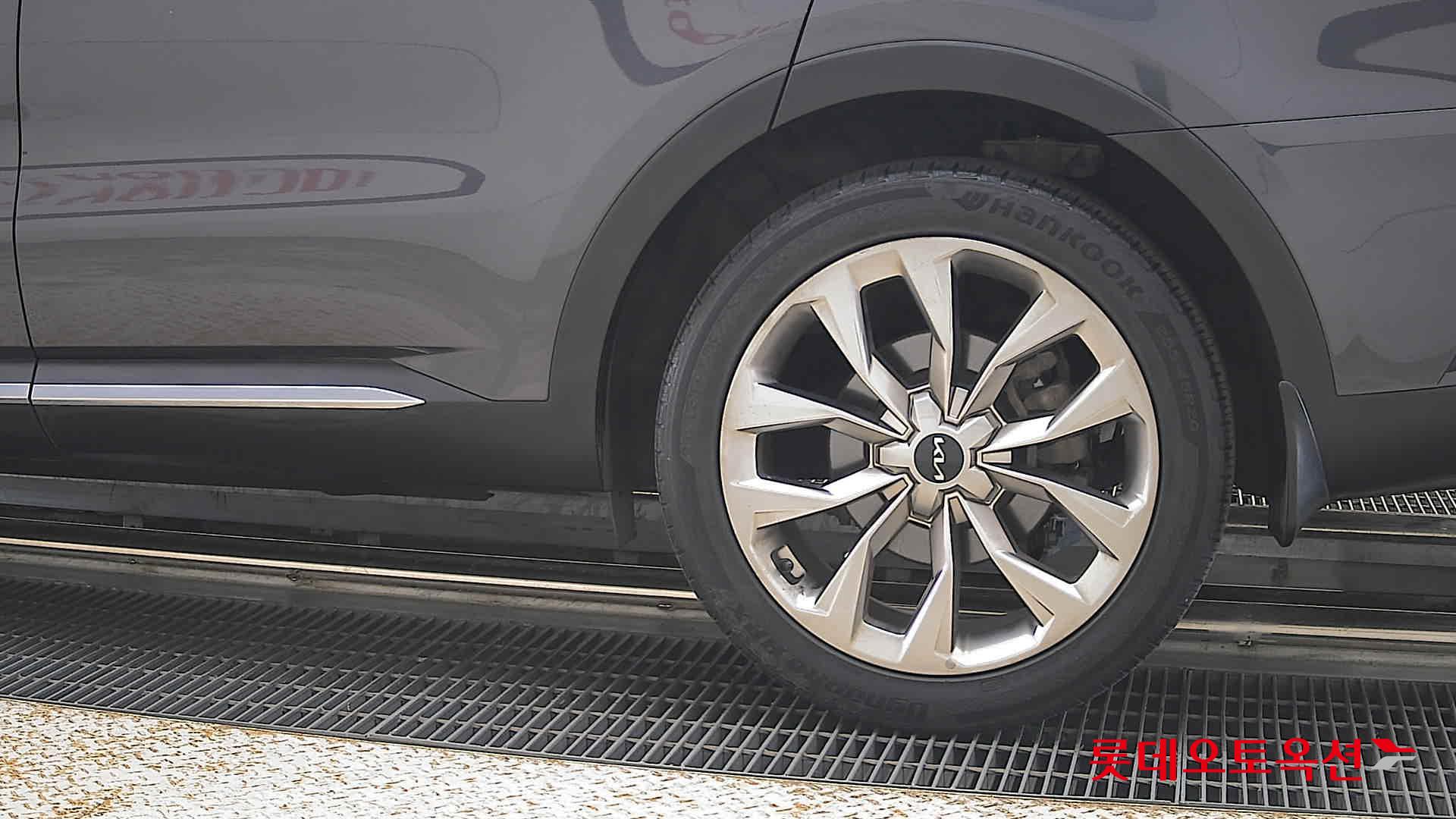 2023 - kia sorento