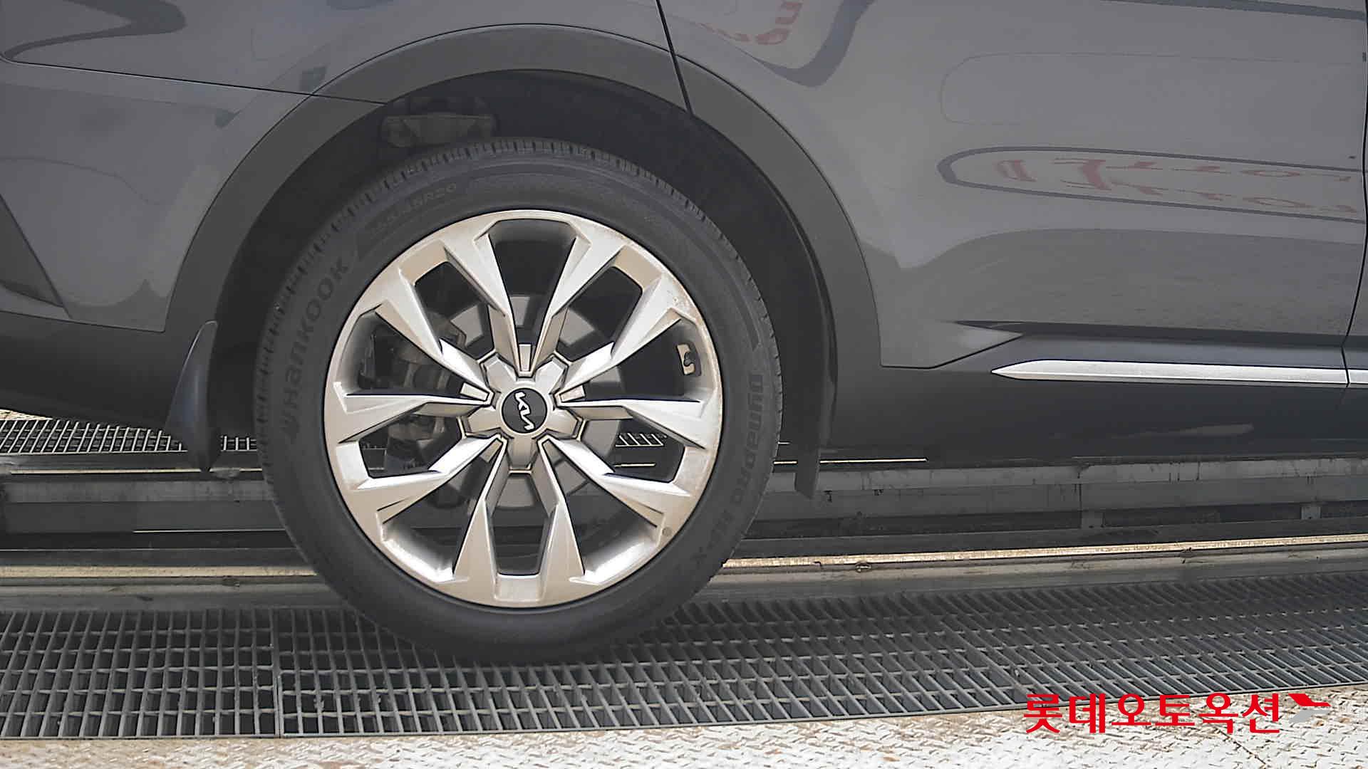 2023 - kia sorento