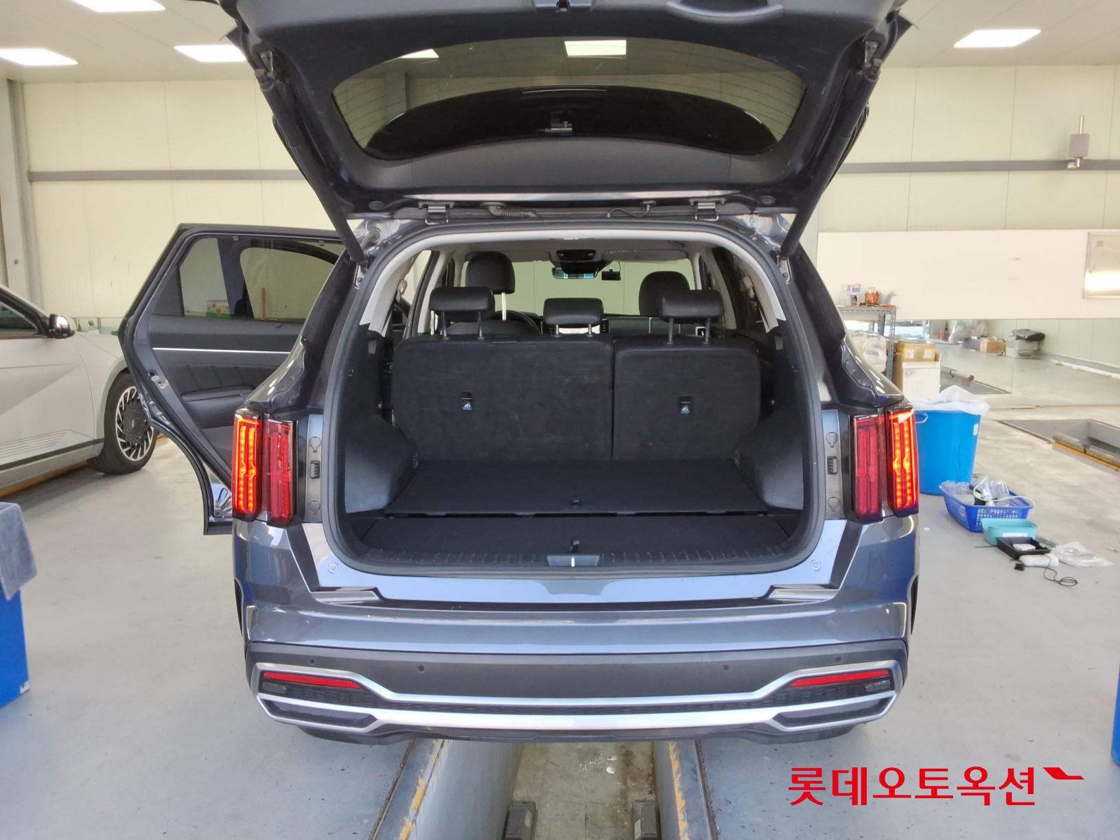 2023 - kia sorento