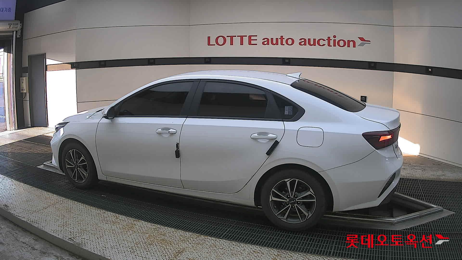 2022 - kia k3
