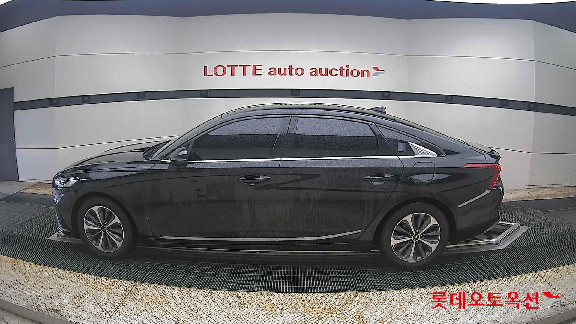 2023 - kia k8