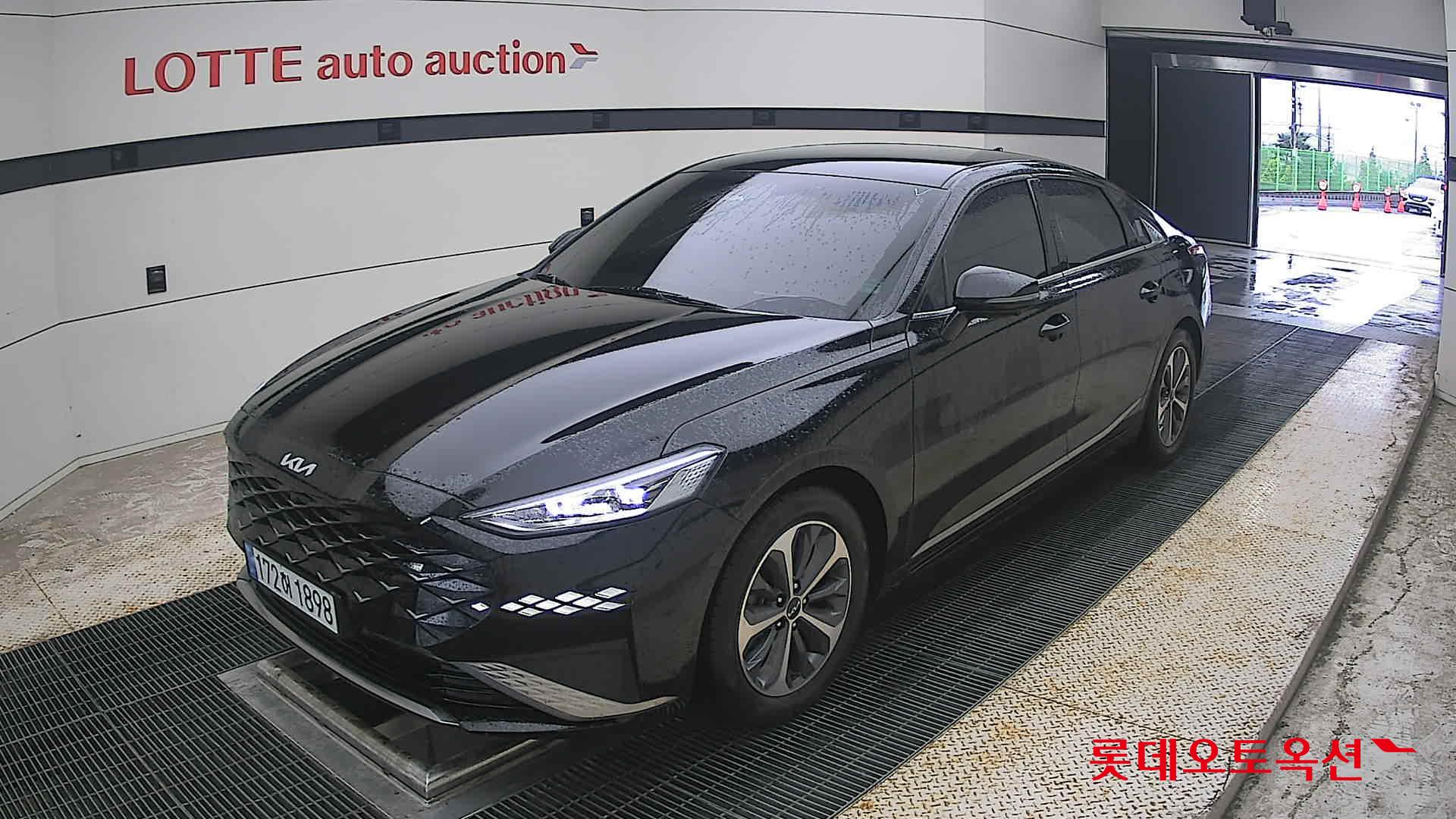 2023 - kia k8