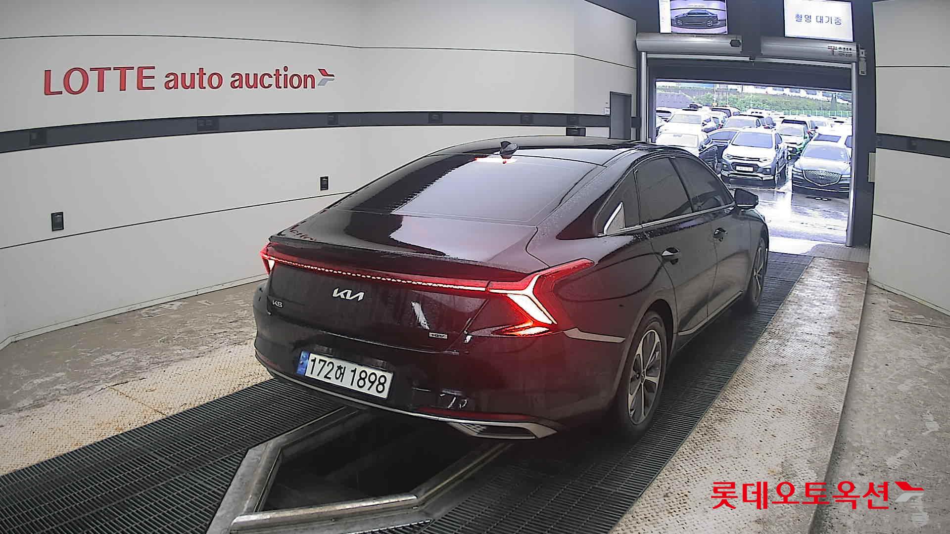 2023 - kia k8