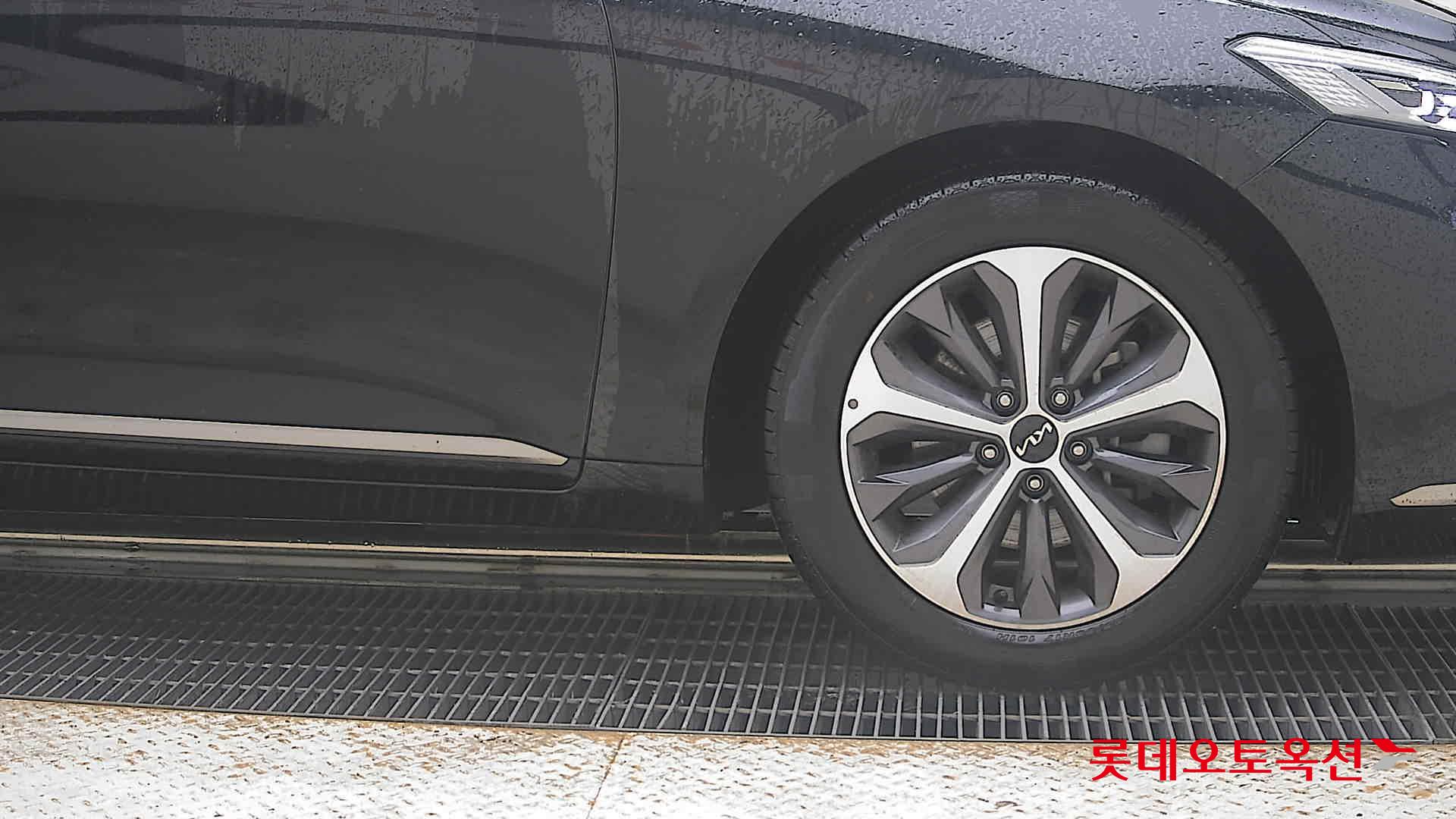 2023 - kia k8