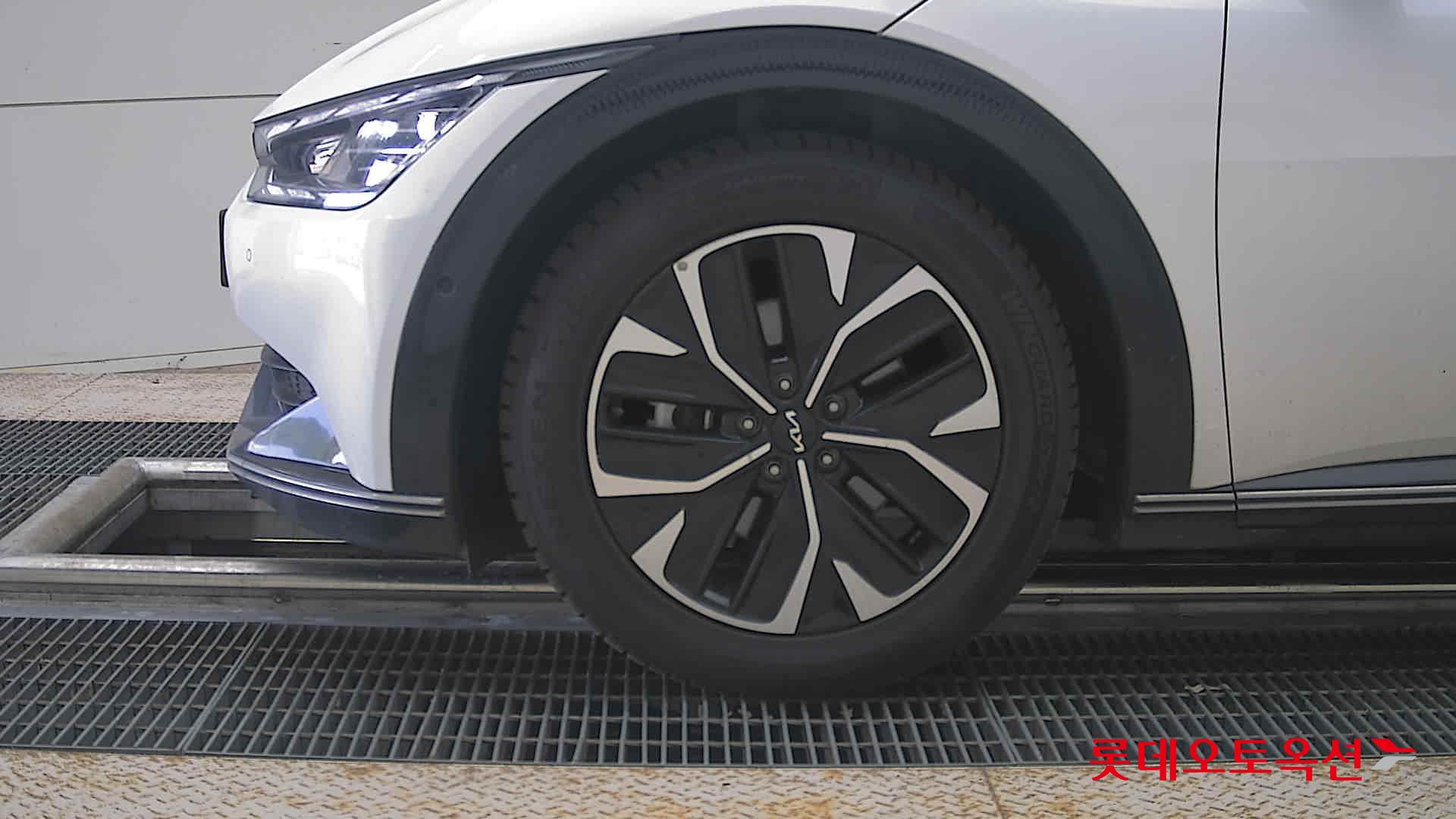 2022 - kia ev6
