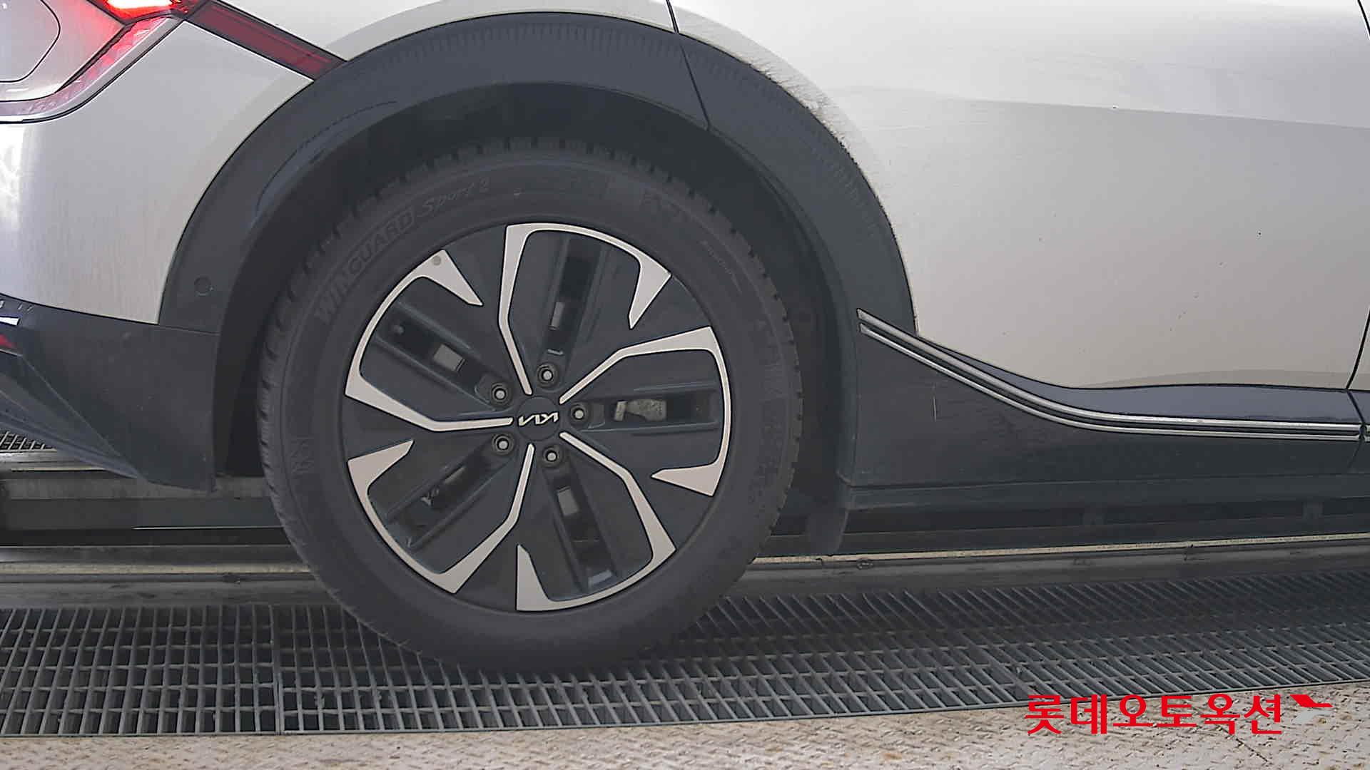 2022 - kia ev6