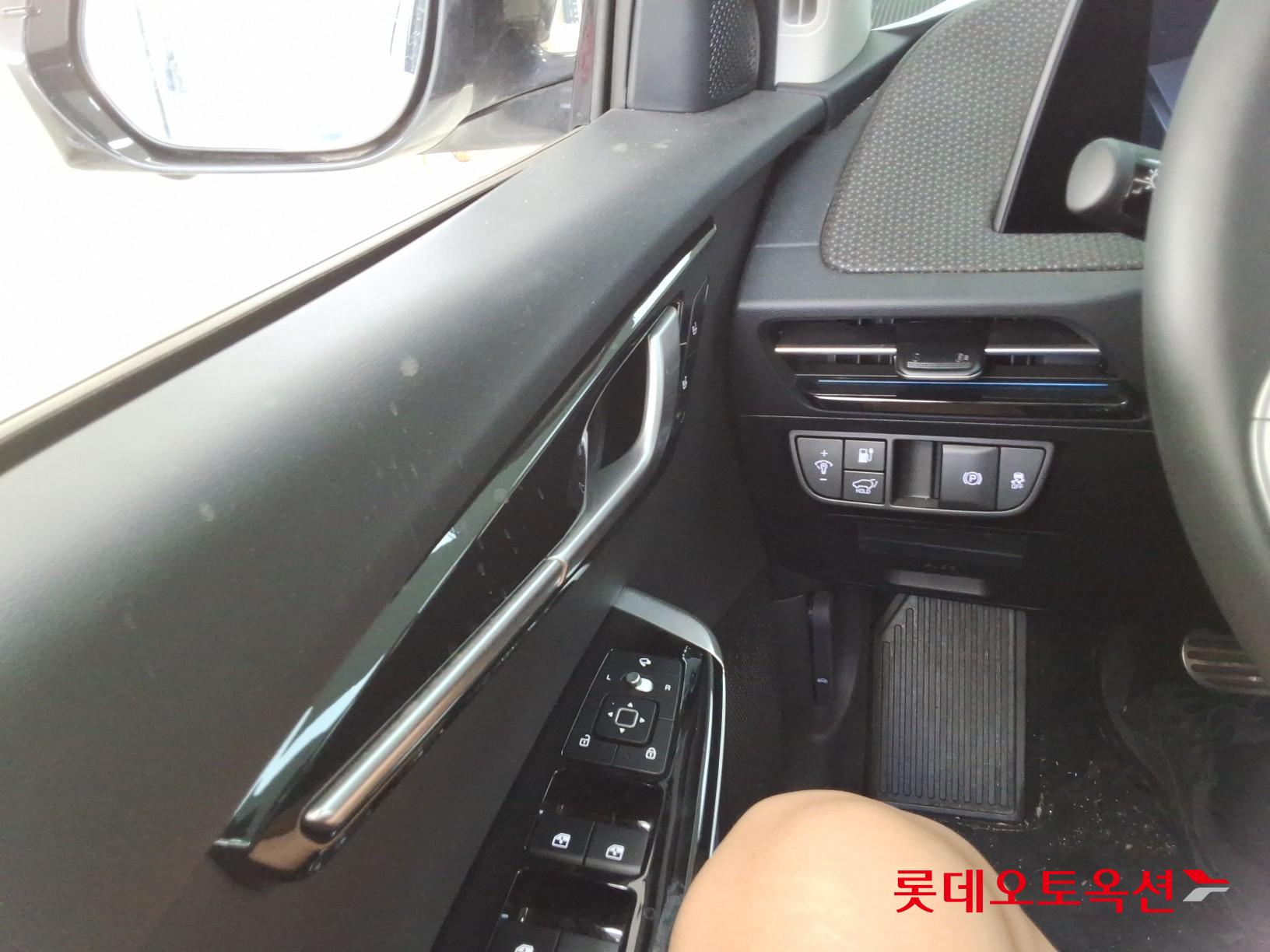 2022 - kia ev6
