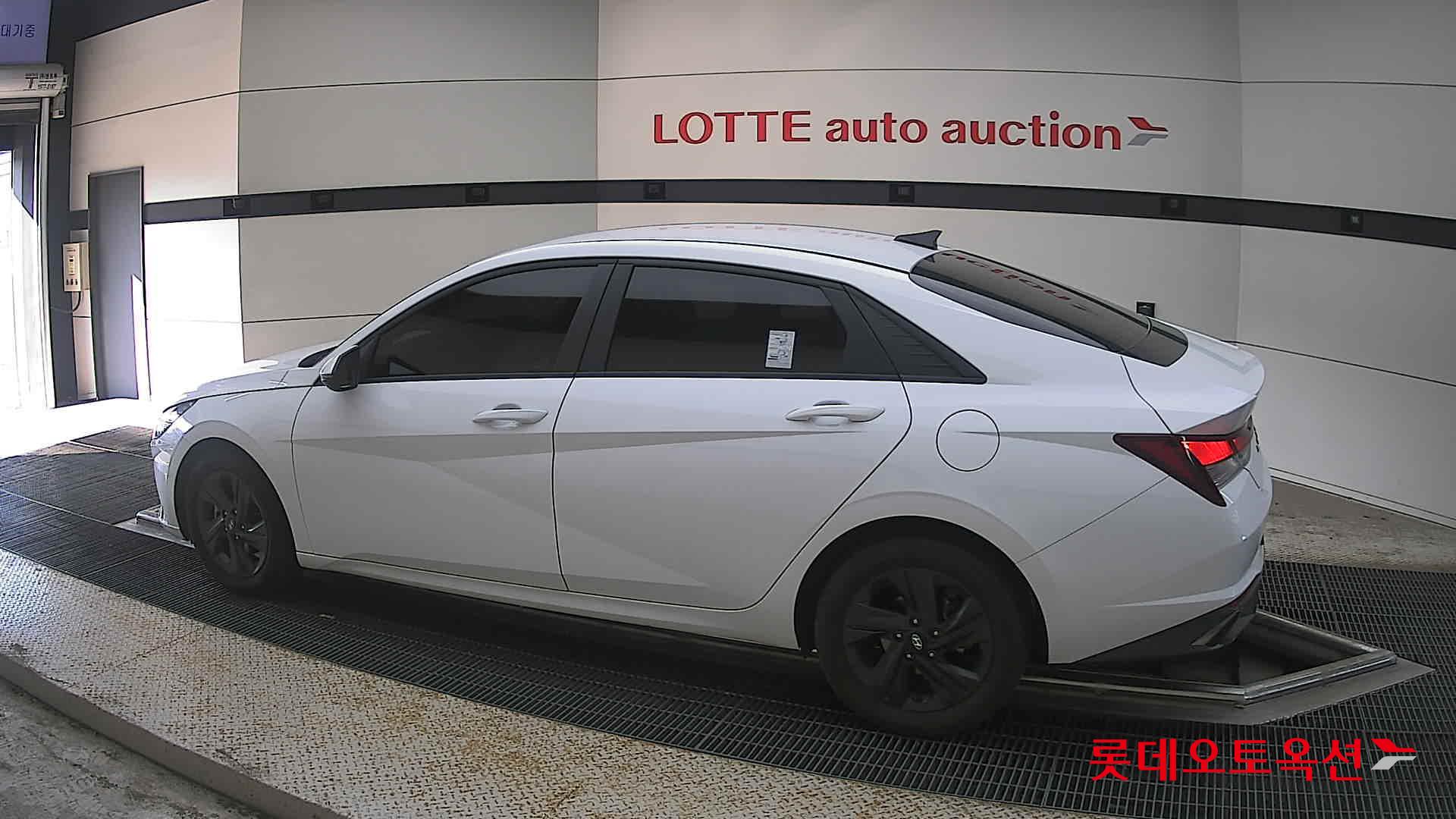 2023 - hyundai avante
