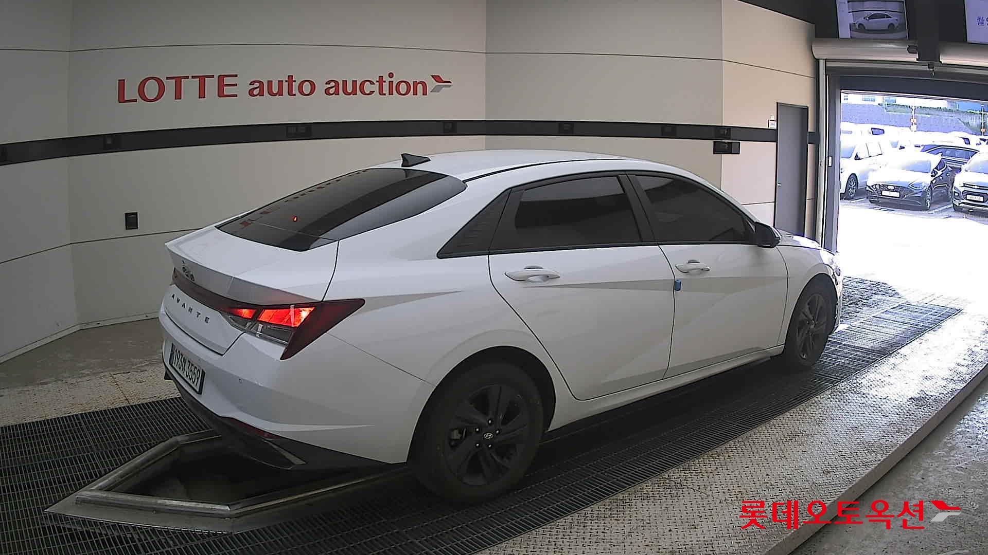 2023 - hyundai avante