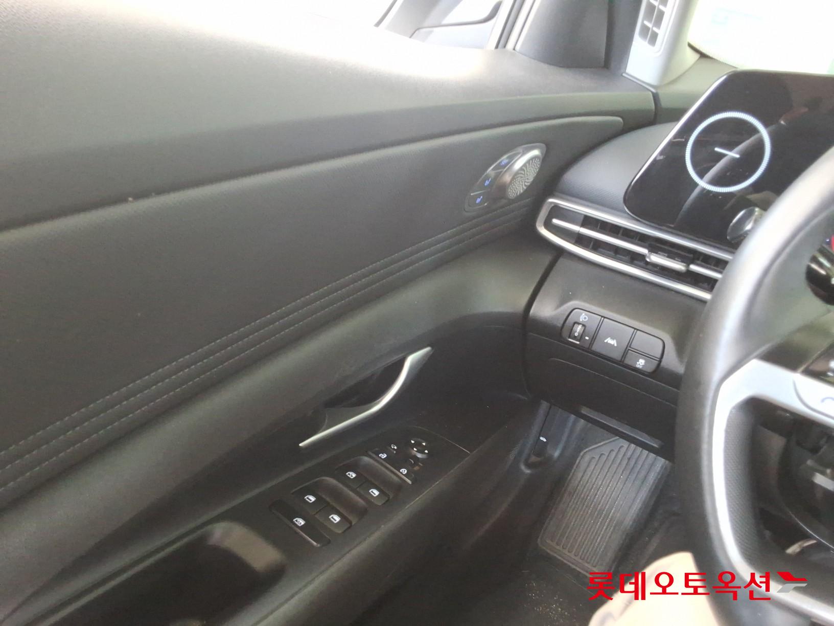 2023 - hyundai avante