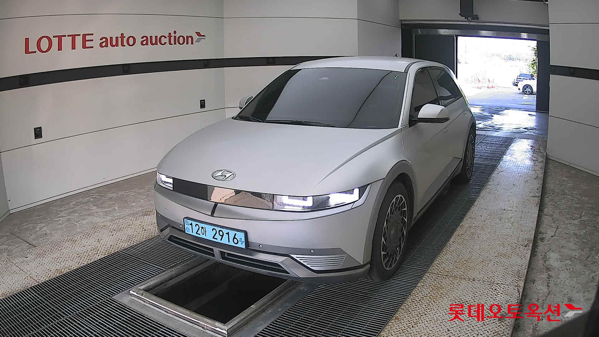 2022 - hyundai ioniq