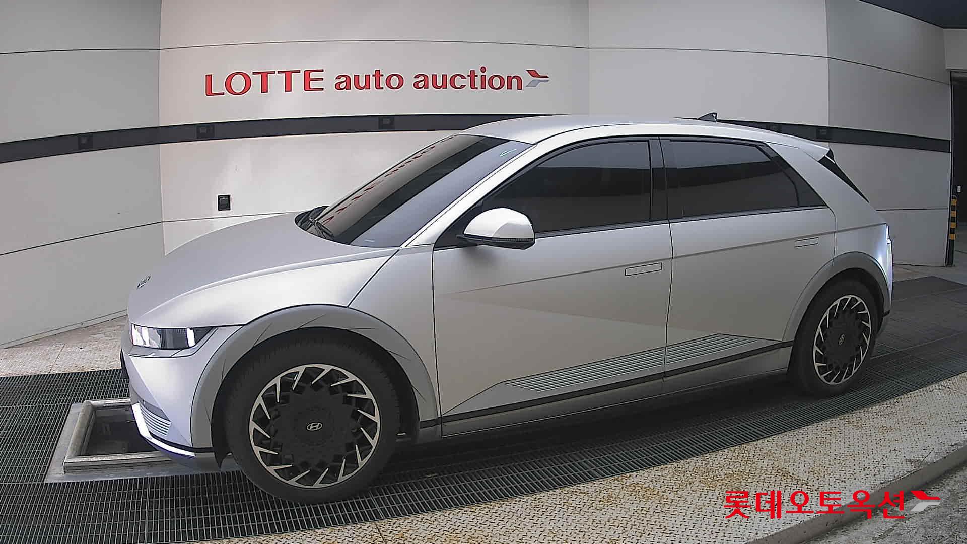 2022 - hyundai ioniq