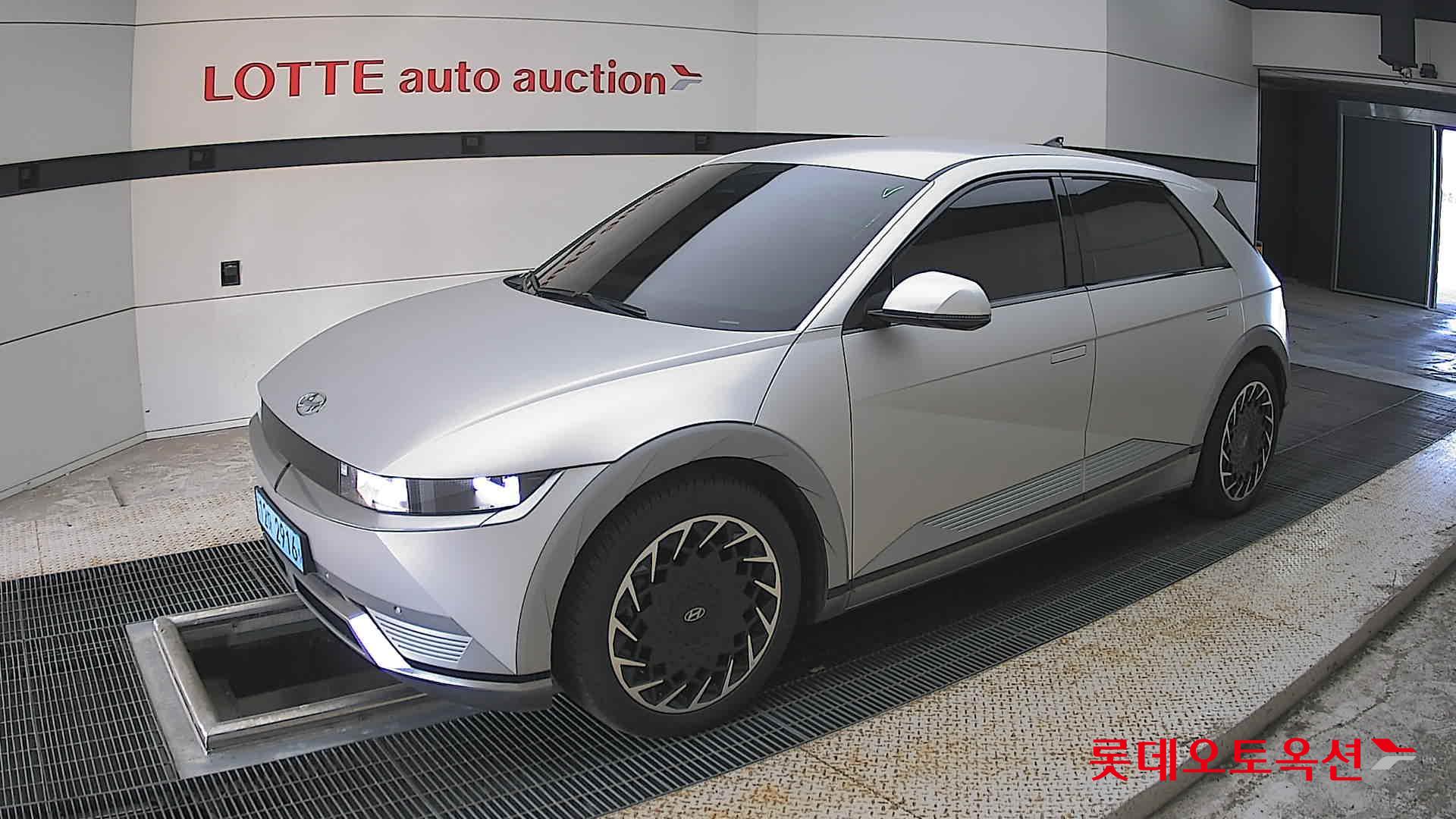 2022 - hyundai ioniq