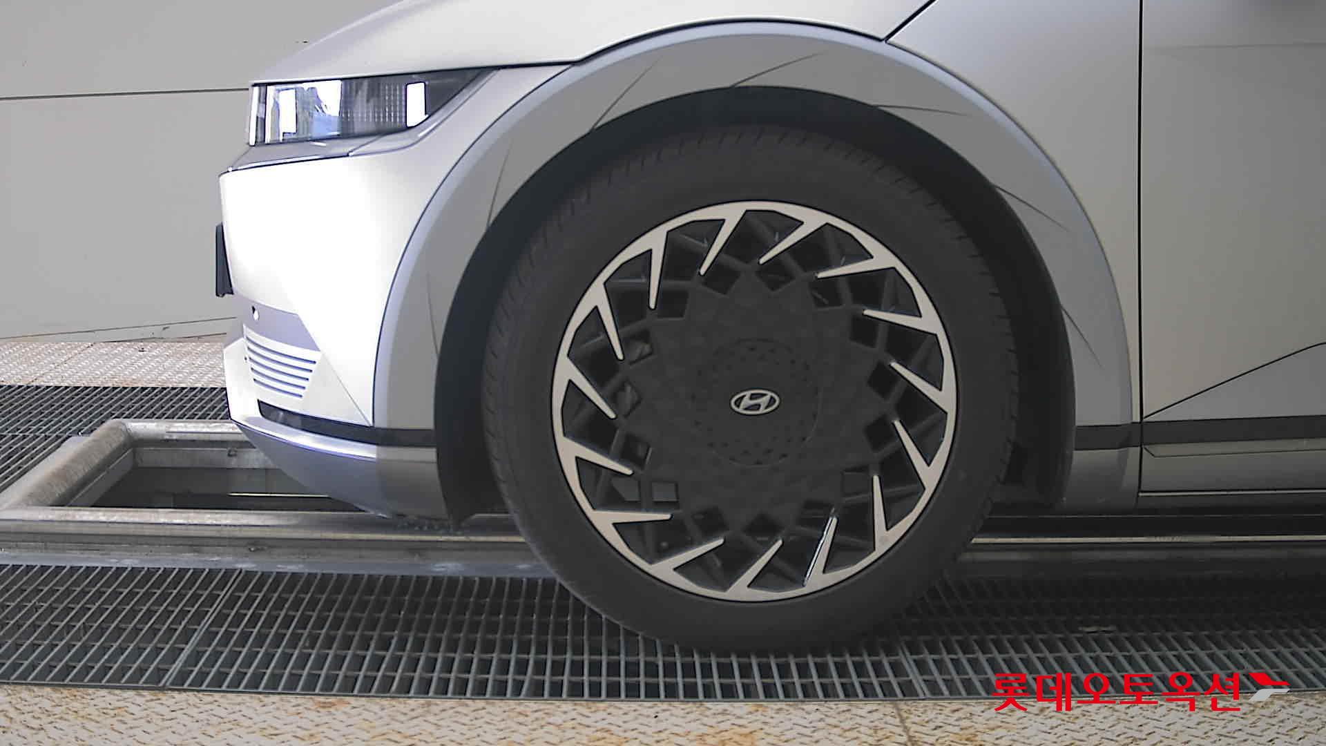 2022 - hyundai ioniq