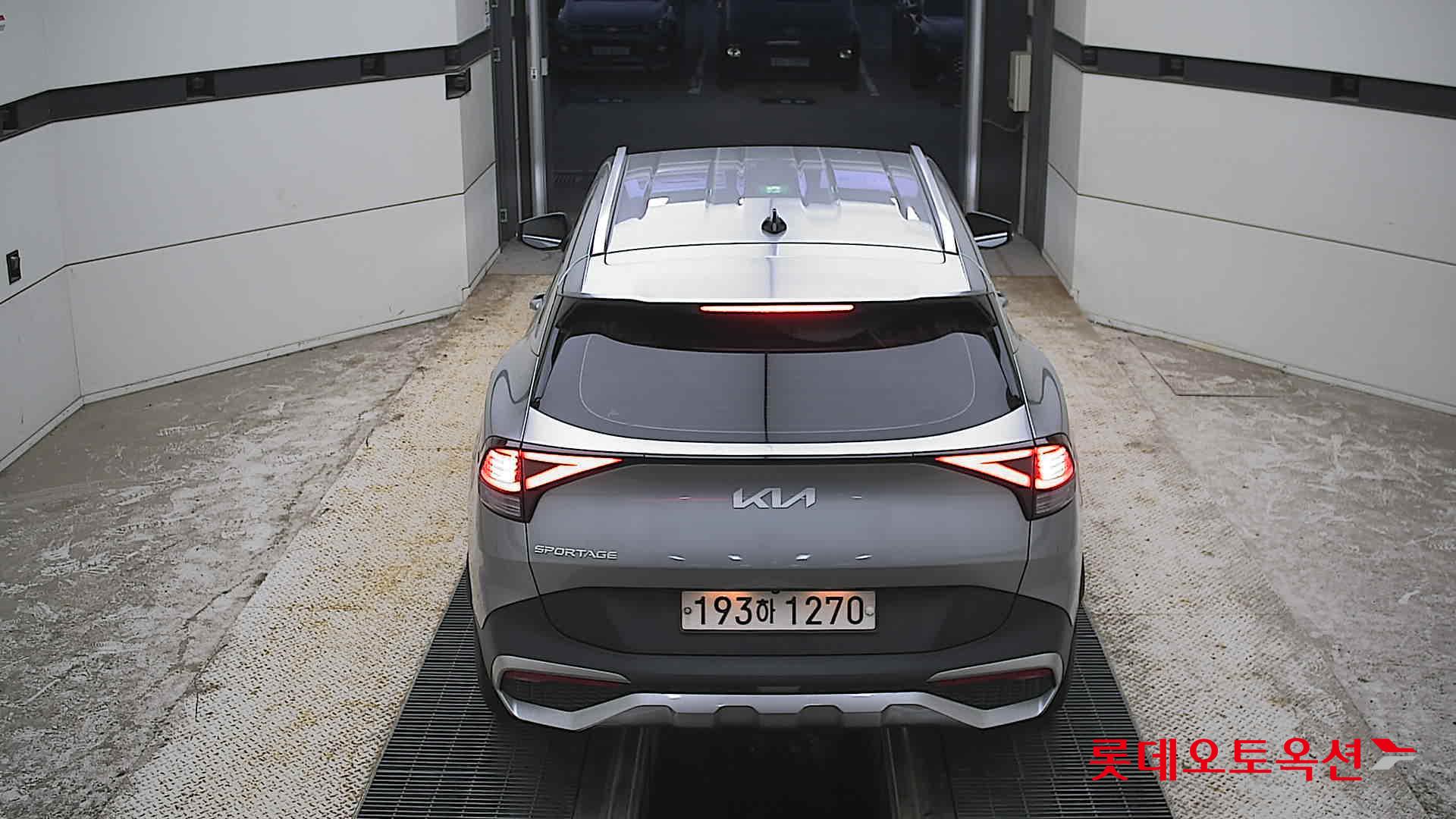 2022 - kia sportage