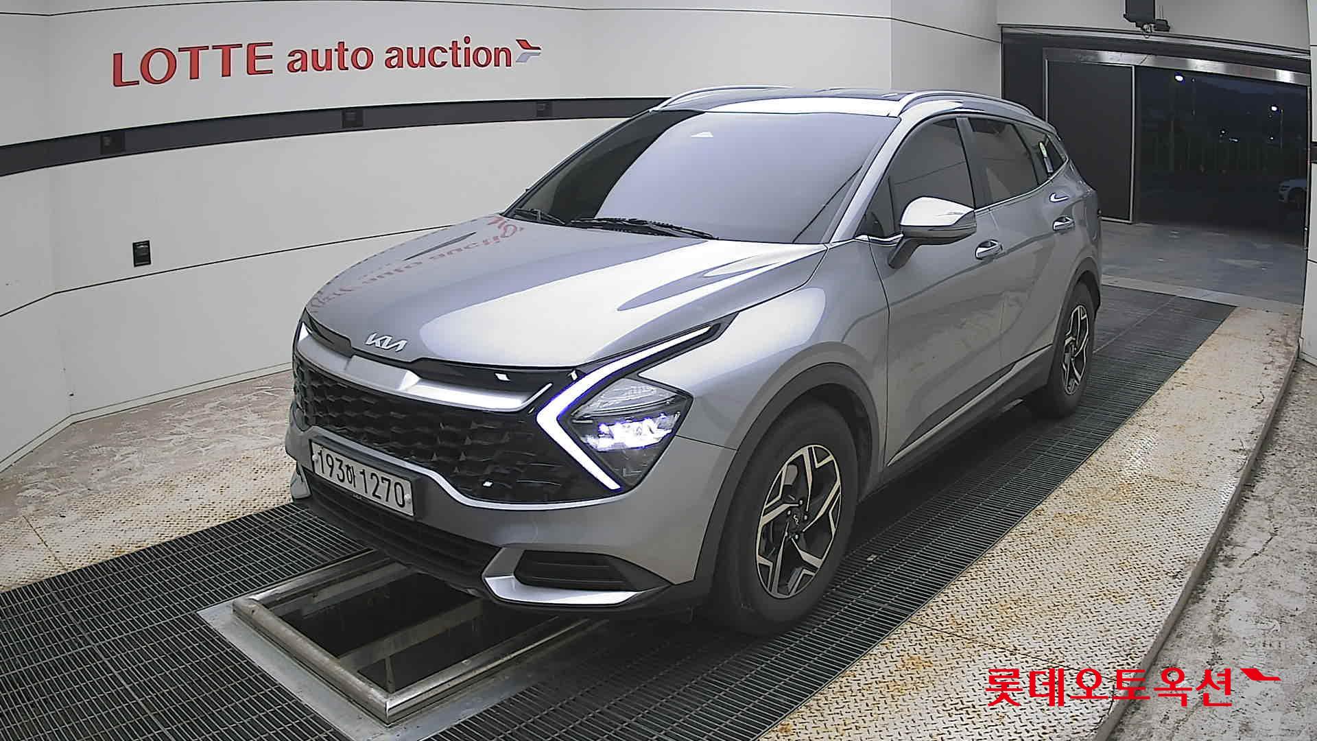 2022 - kia sportage