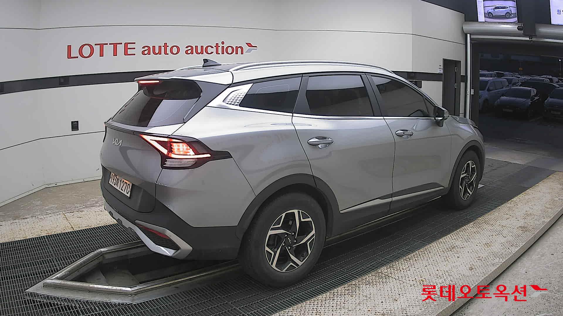 2022 - kia sportage