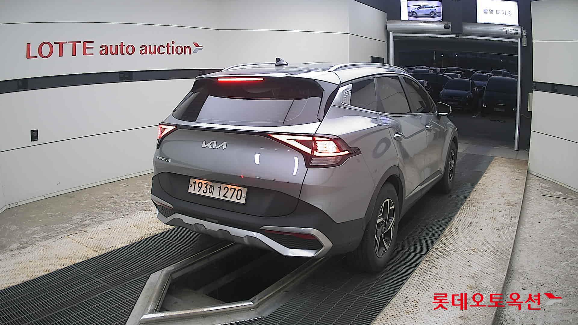 2022 - kia sportage
