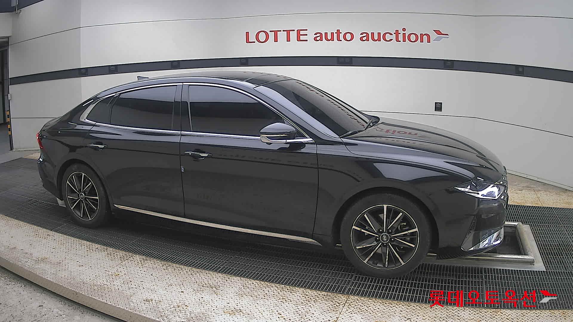 2020 - hyundai grandeur