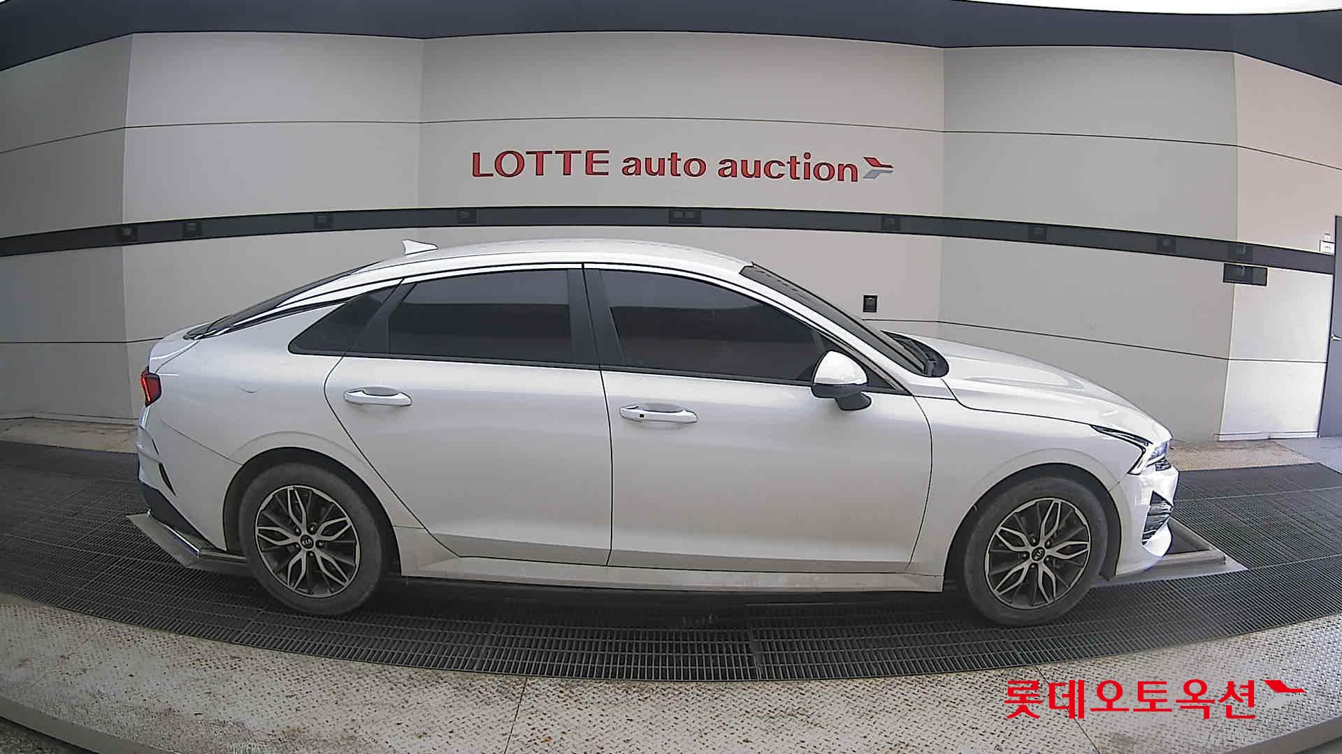 2020 - kia k5