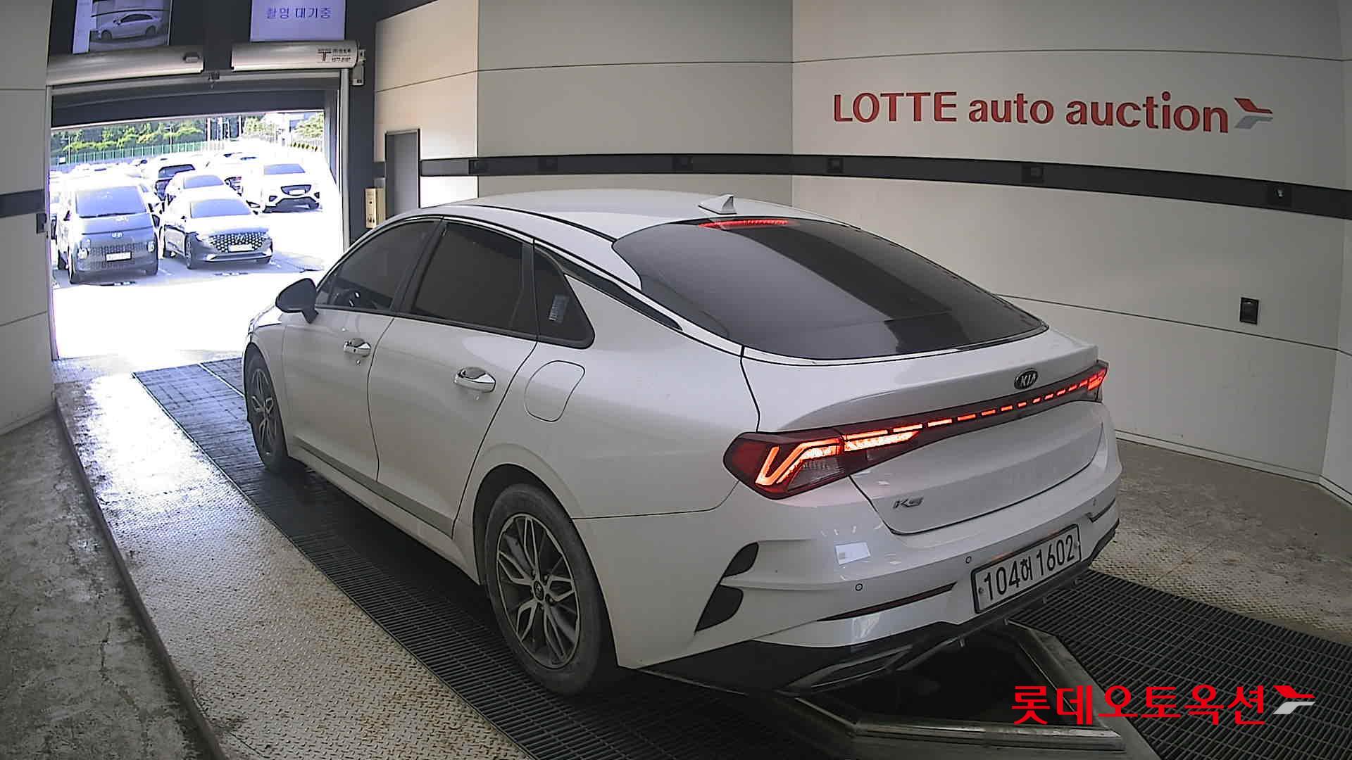 2020 - kia k5