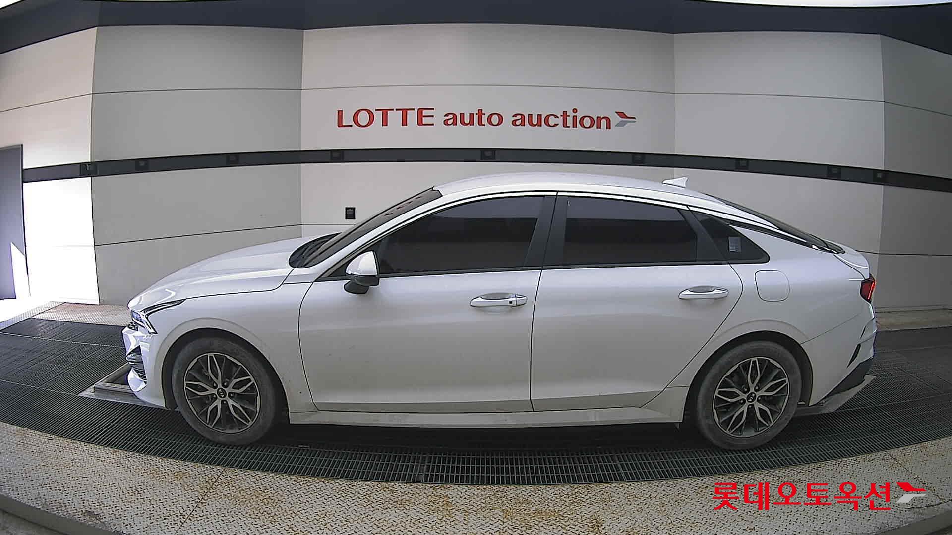 2020 - kia k5