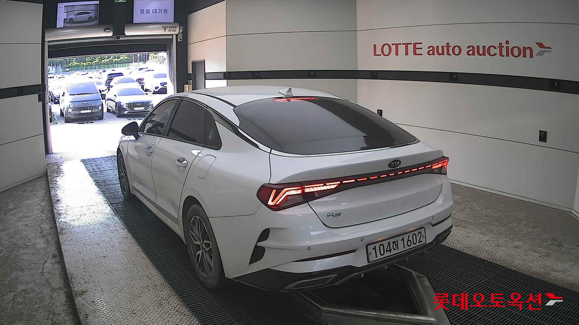 2020 - kia k5