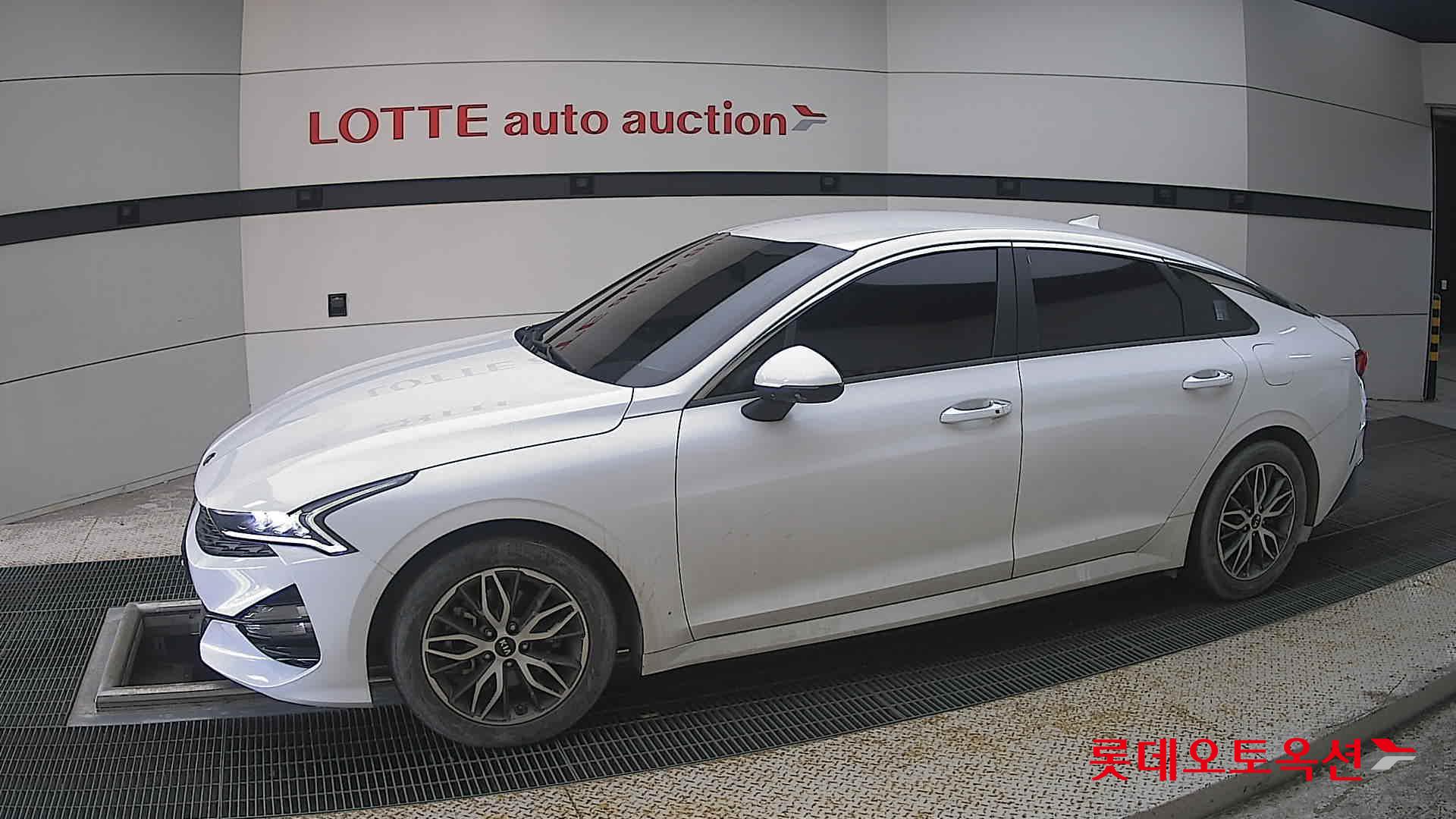 2020 - kia k5