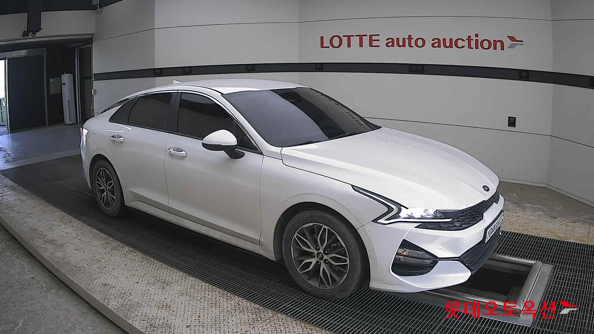 2020 - kia k5