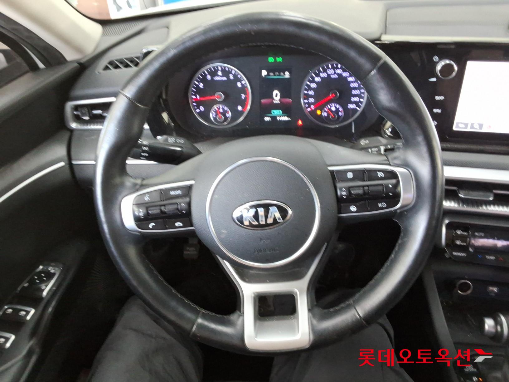 2020 - kia k5