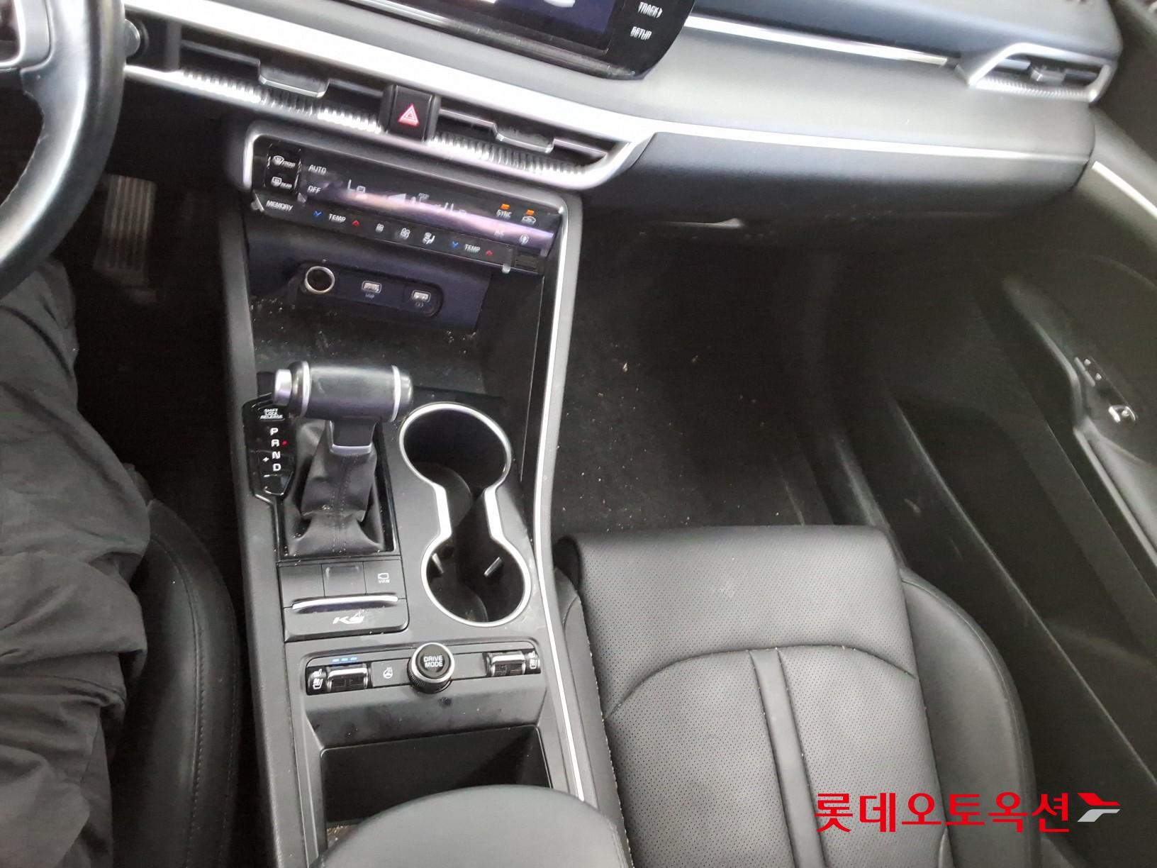 2020 - kia k5
