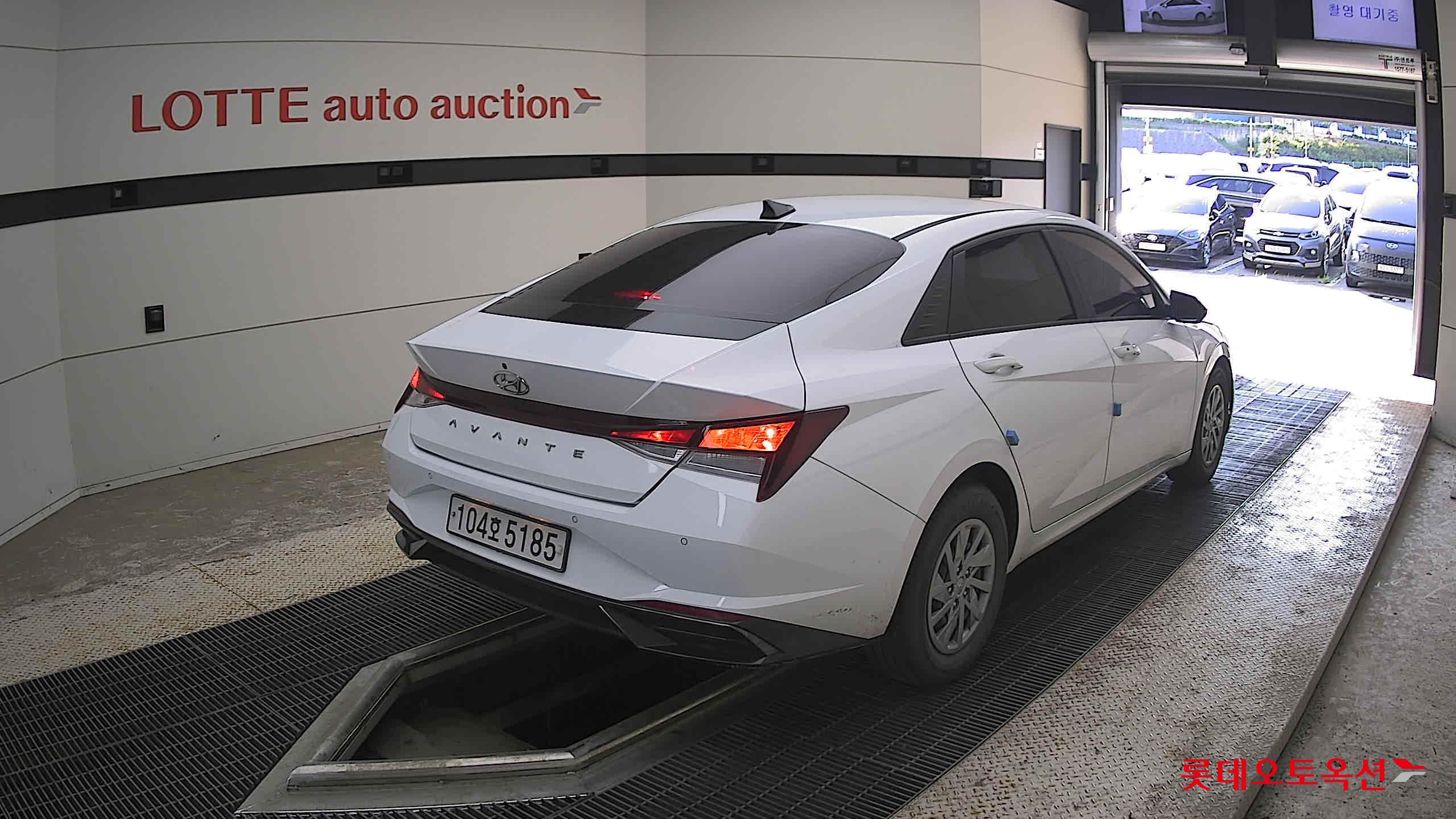 2021 - hyundai avante