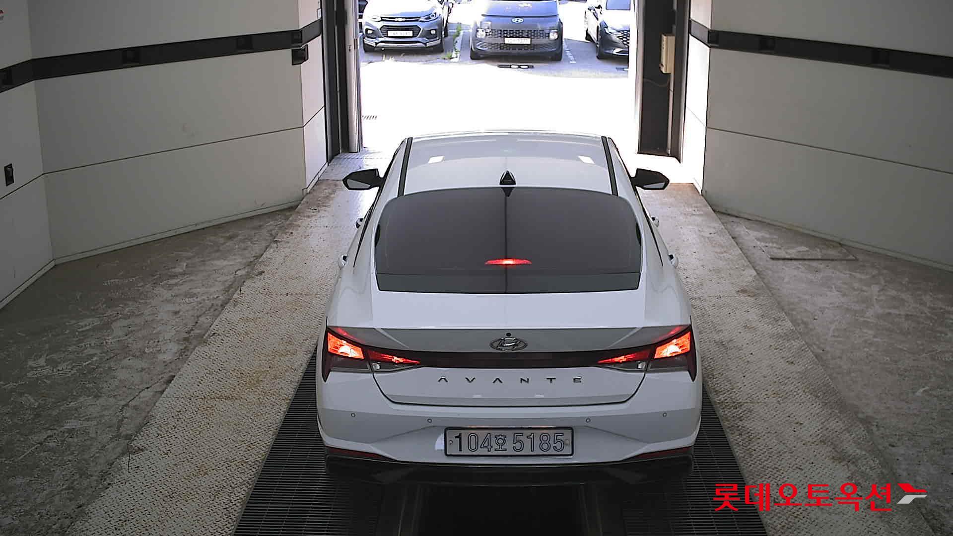 2021 - hyundai avante